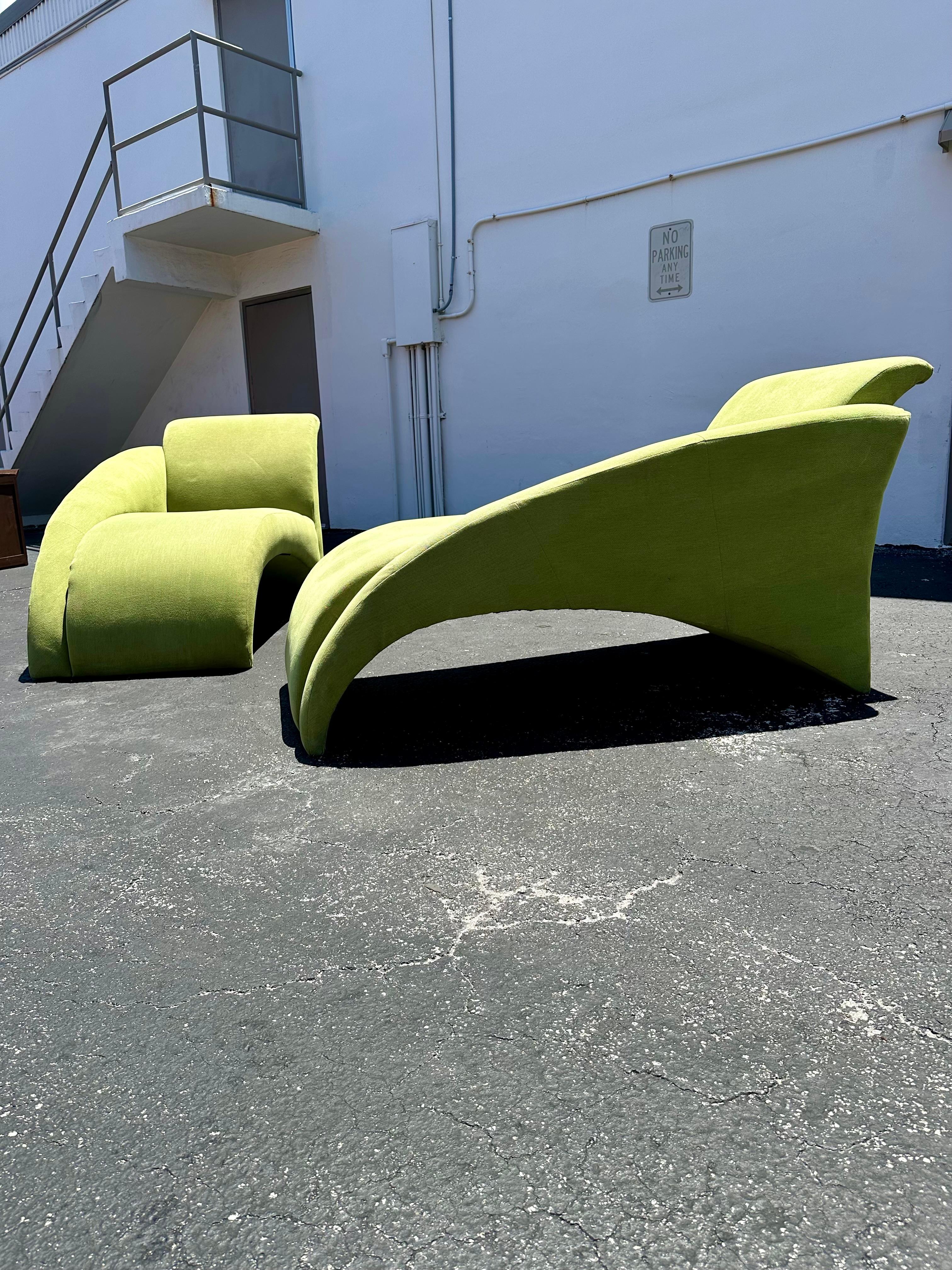Late 20th Century 1980s Modular Green Sculptural Curved Sofa Chaise Lounge, Set of 2 For Sale