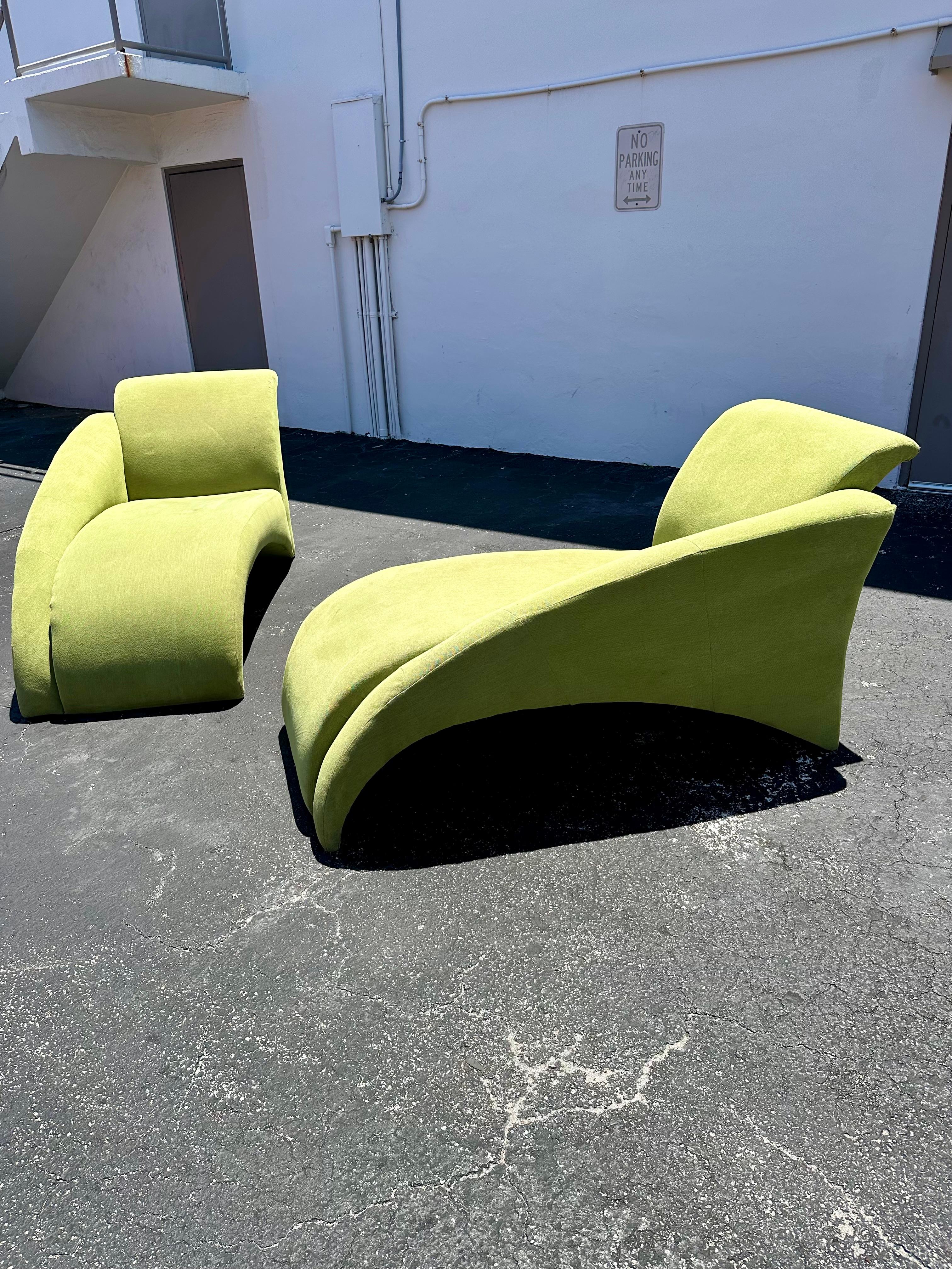 Upholstery 1980s Modular Green Sculptural Curved Sofa Chaise Lounge, Set of 2 For Sale