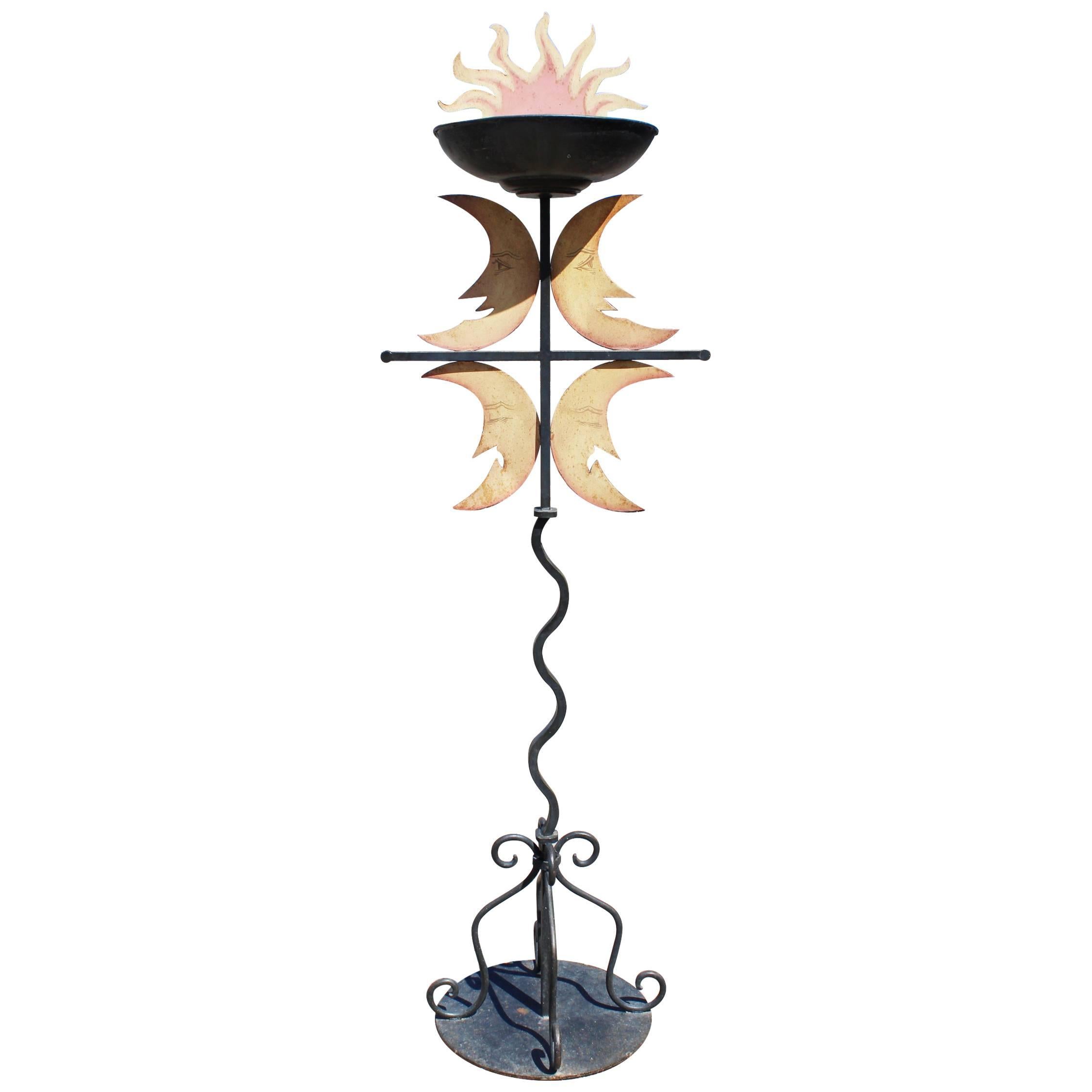 Lampe sur pied en fer forgé Moon and Fire des années 1980 en vente