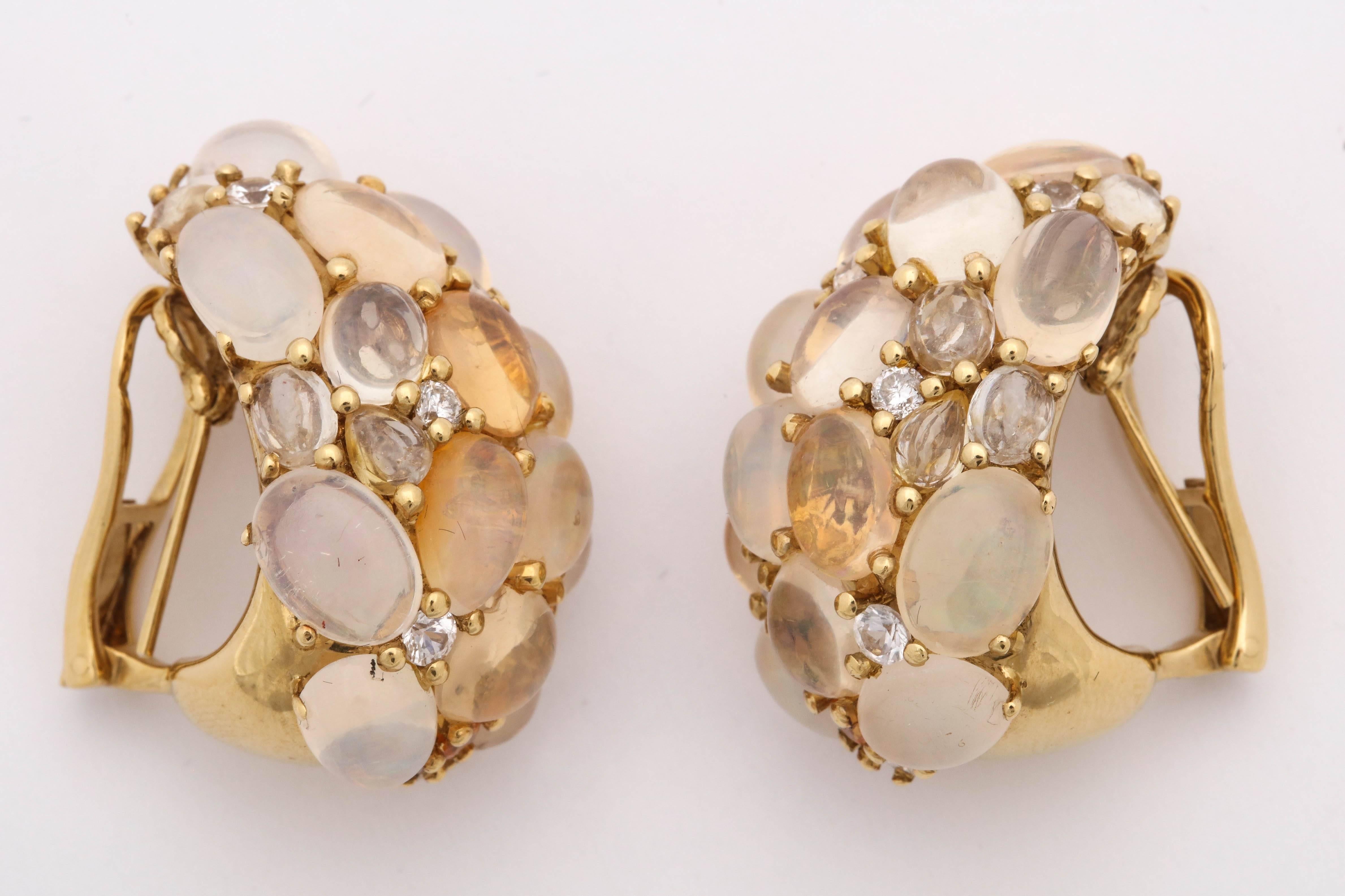 1980s Moonstone, Opal and Citrine with Diamonds Bombe Gold Earclips with Posts In Good Condition In New York, NY