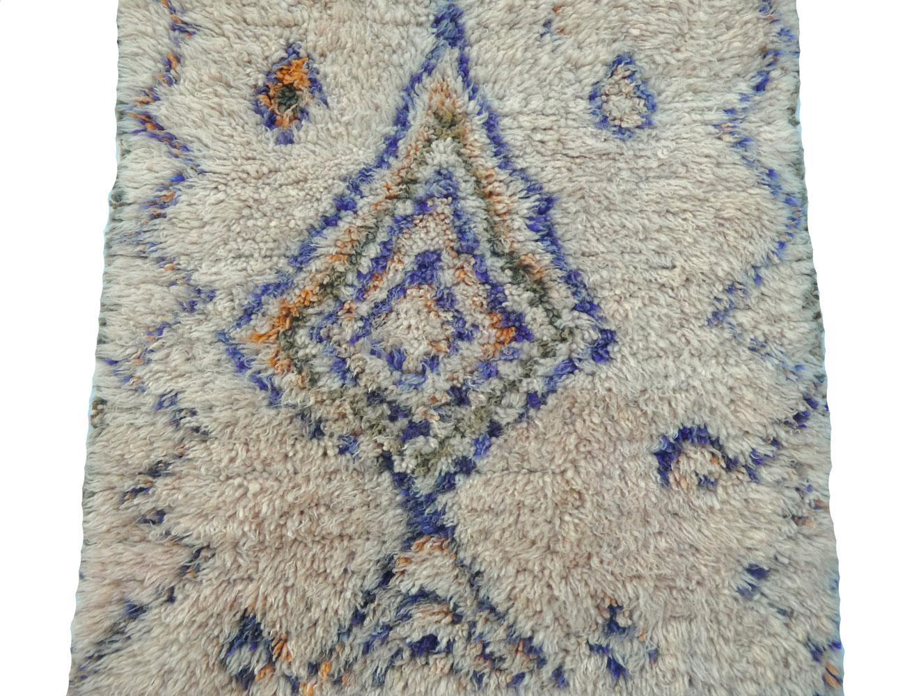 Tissé à la main 1980 Marocain Marmoucha Runner 2'5 x 6'5 en vente