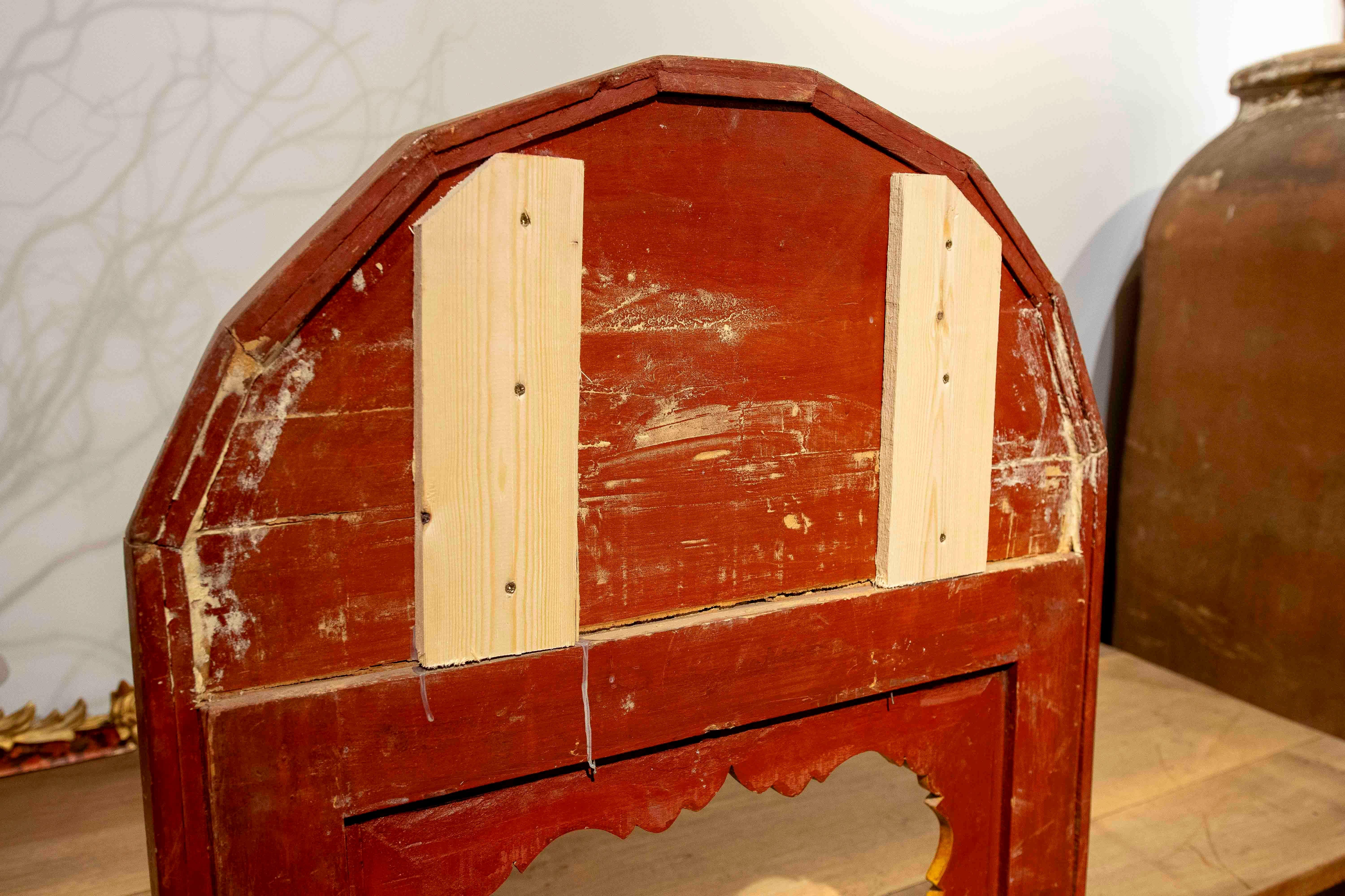 Miroir marocain polychrome des années 1980 avec design géométrique fait à la main en vente 4