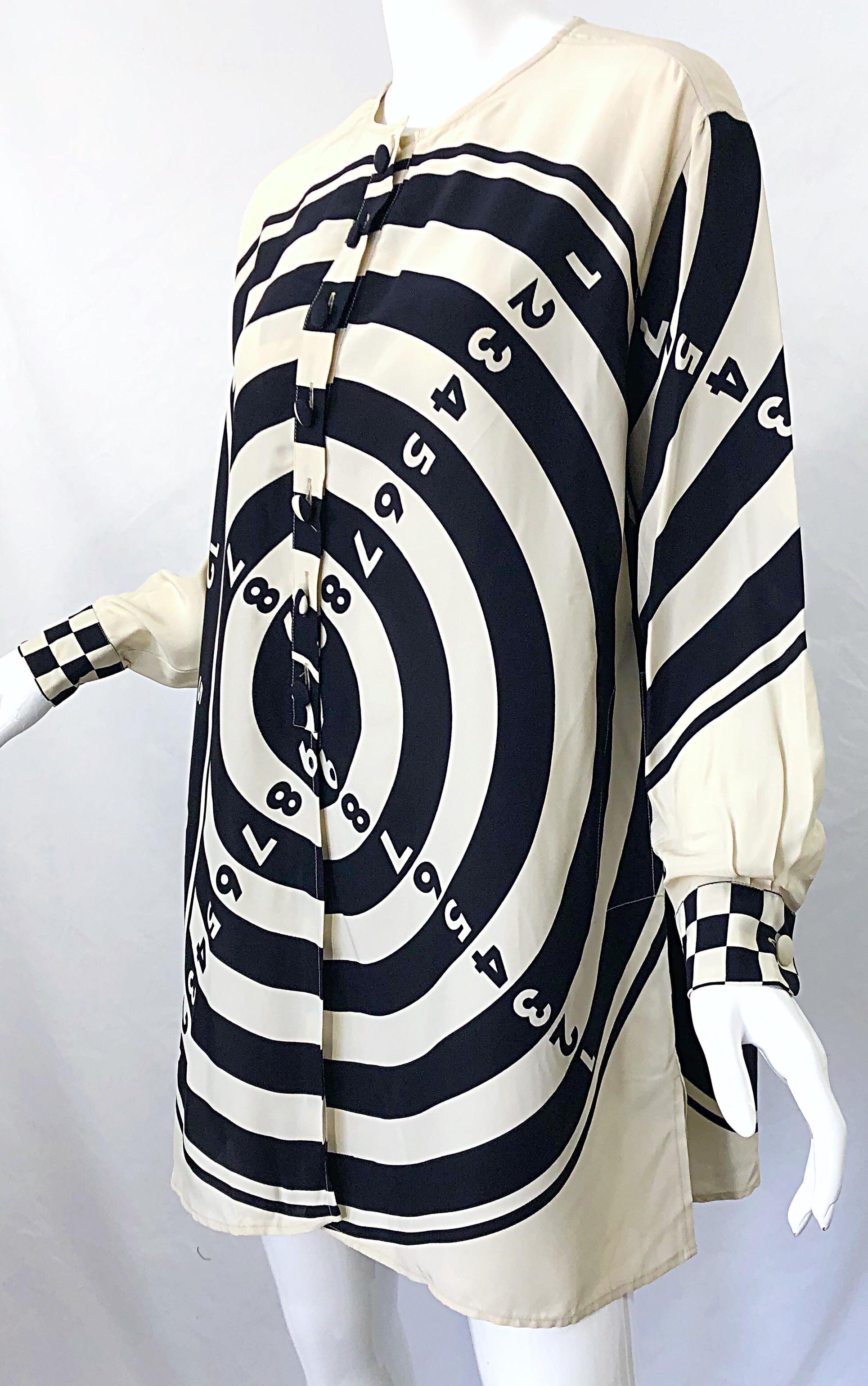1980er Moschino Cheap & Chic Bullseye Schwarz und Weiß Größe 8 Vintage Tunika Kleid im Angebot 8