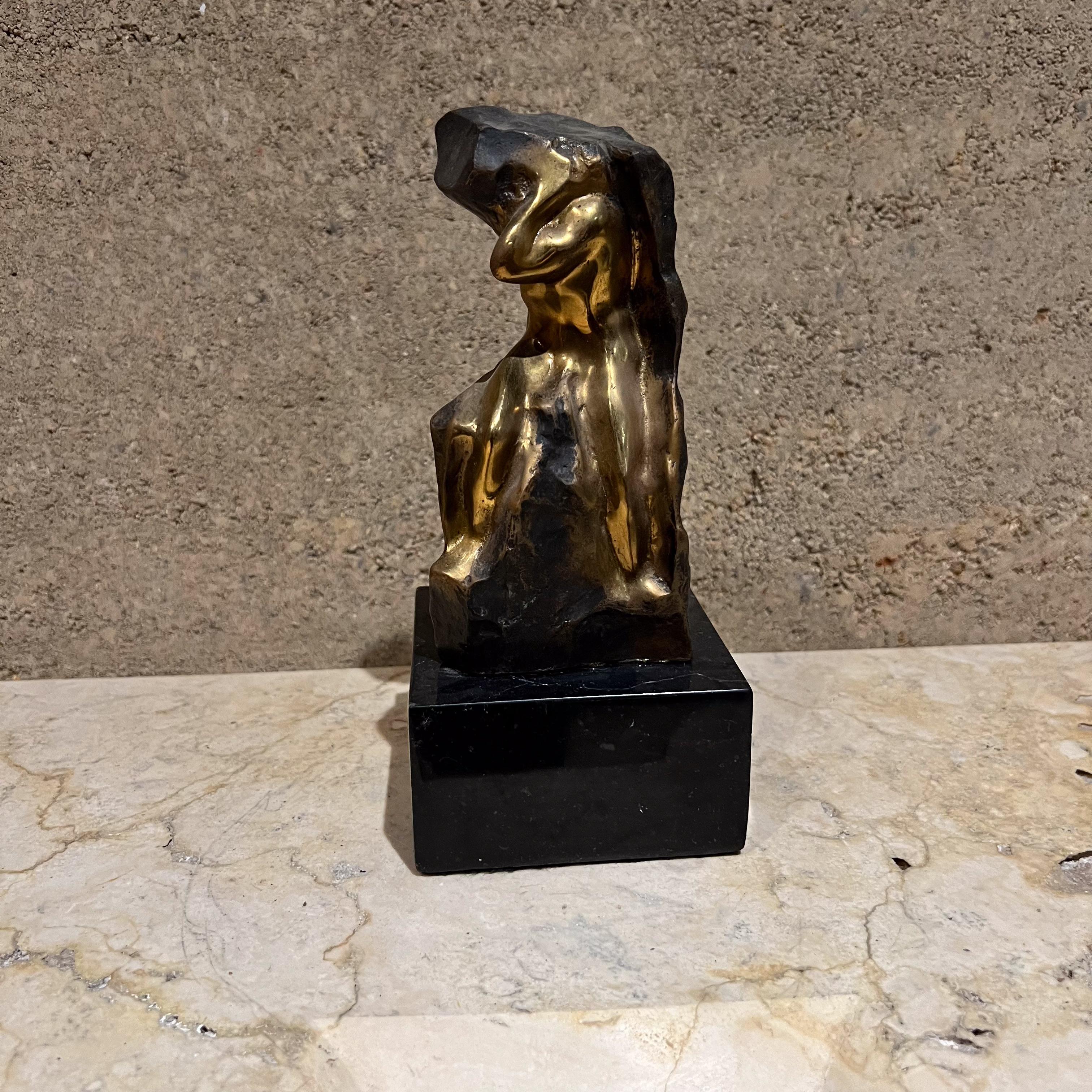 Scultura rocciosa in bronzo dell'uomo forte
8 h. x 3,5 l. x 3,5
Usato d'epoca
fare riferimento alle immagini elencate
