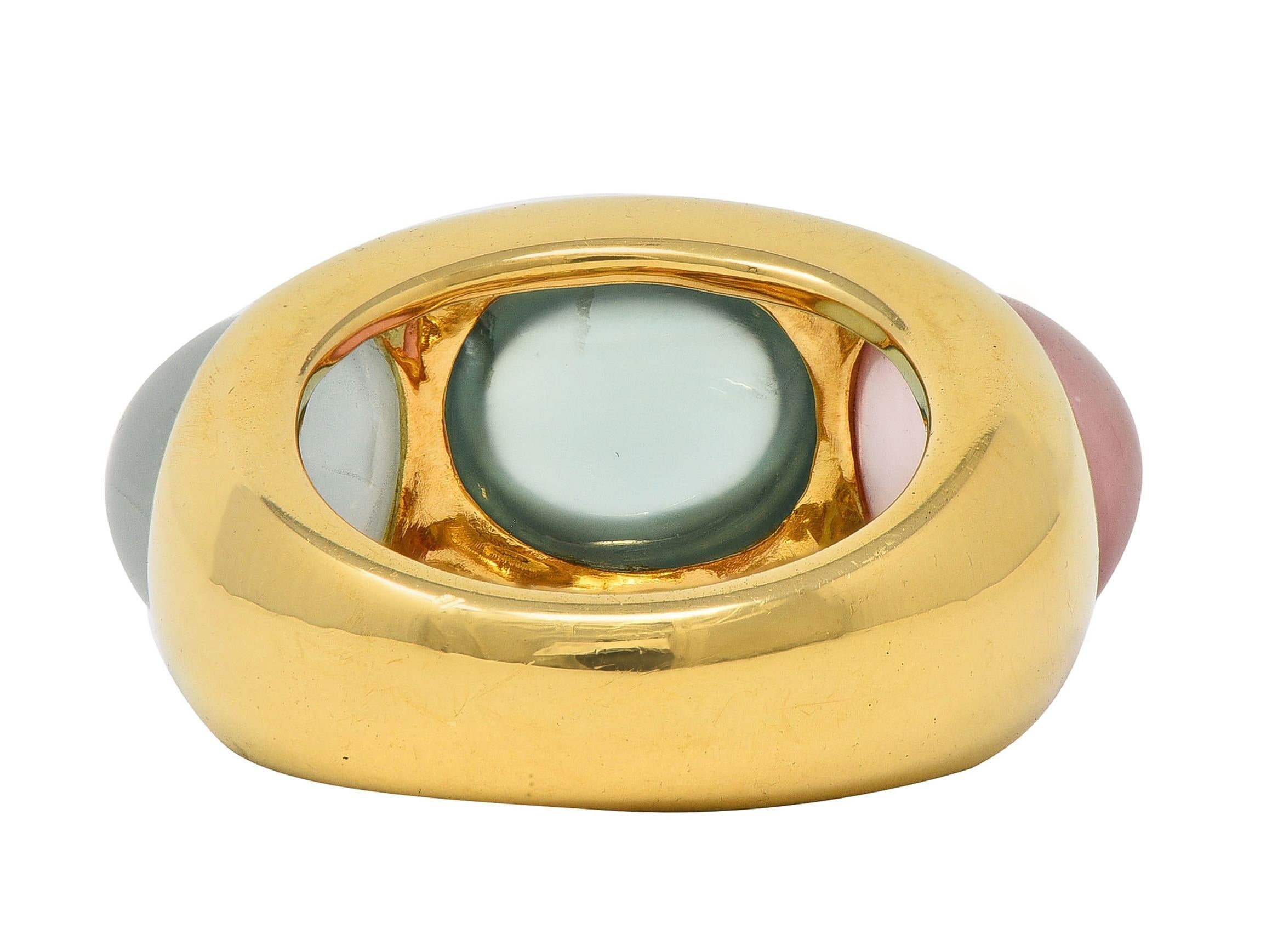 1980's Multi-Quartz 18 Karat Yellow Gold Vintage Three Stone Bubble Ring In Good Condition In Philadelphia, PA