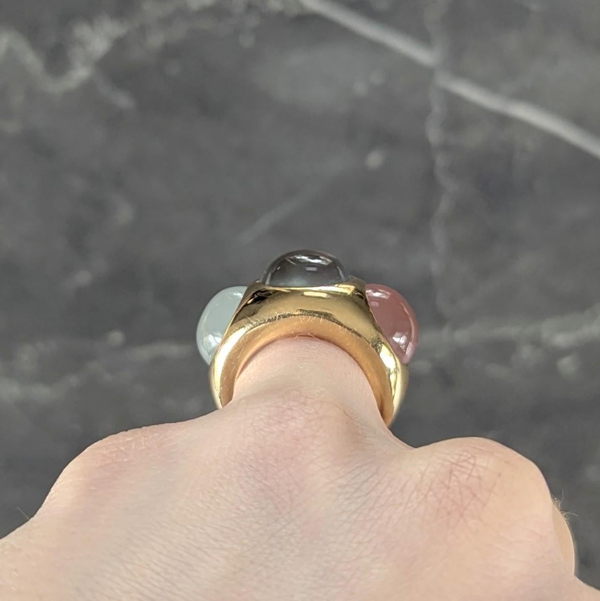 1980's Multi-Quartz 18 Karat Yellow Gold Vintage Three Stone Bubble Ring 3