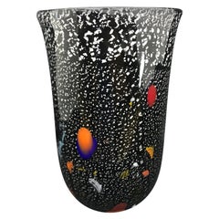 Vase italien des années 1980 en verre de Murano noir et blanc et insertion de Murrina, style Barbini