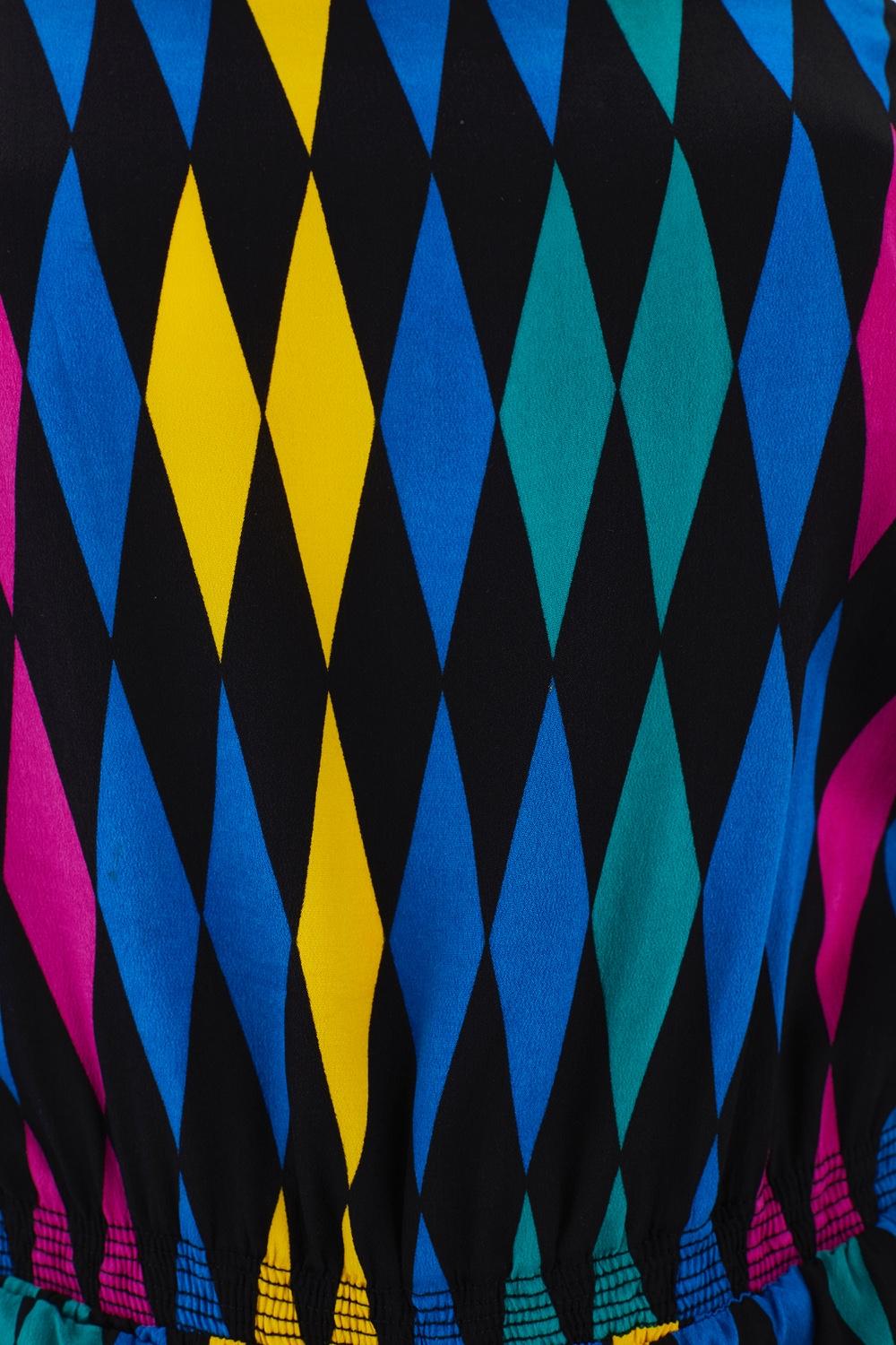 1980s Multicoloured Harlequin Print Silk Jumpsuit with Pockets In Excellent Condition For Sale In London, GB