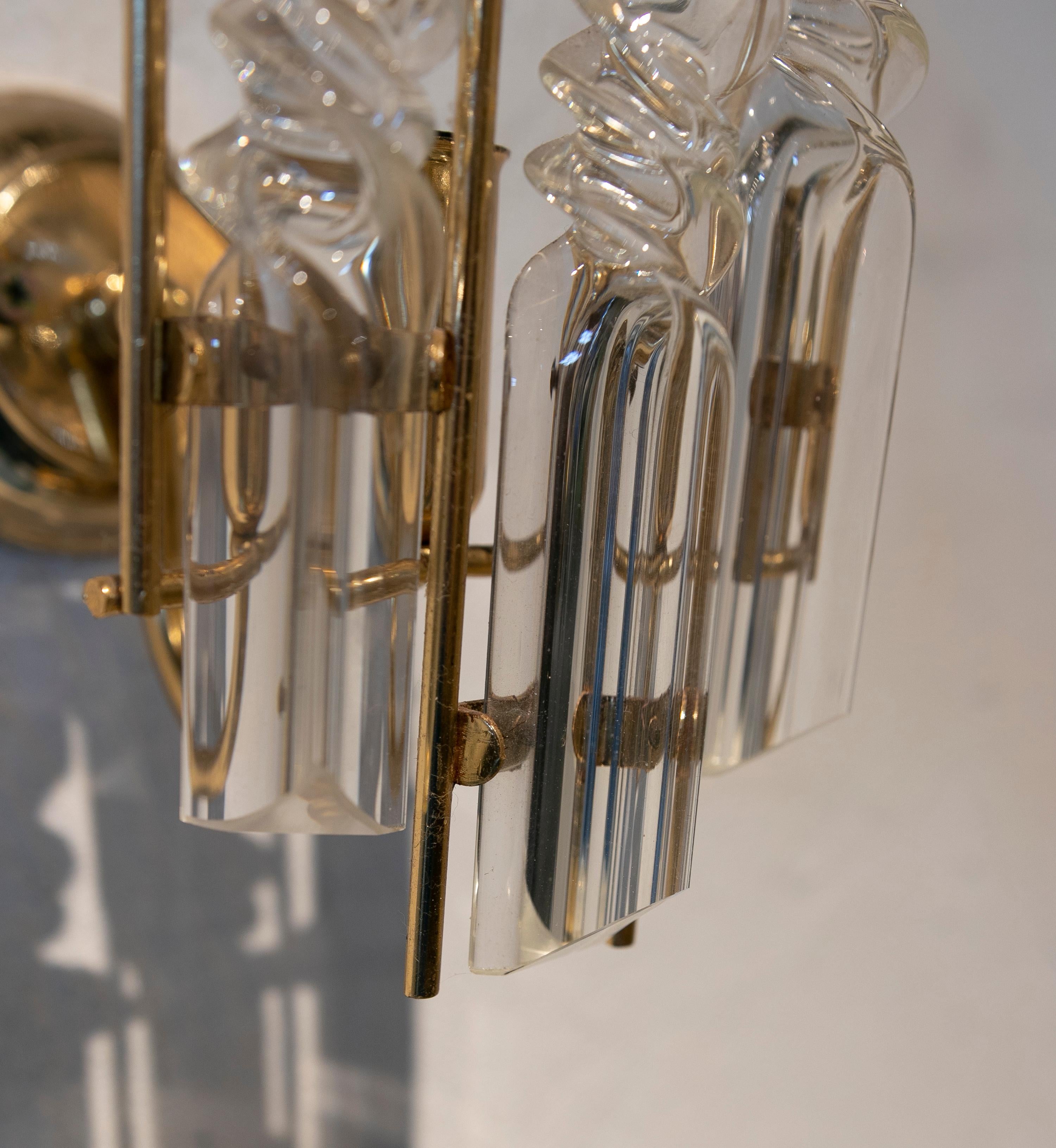 1980s Murano Glass Wall Sconce with Gilted Metal Stand For Sale 7