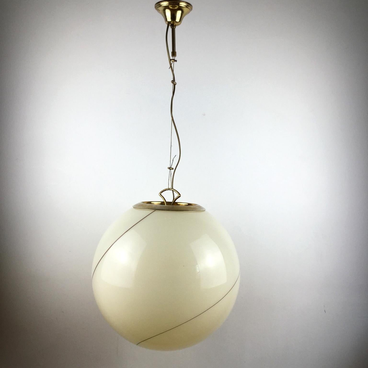 1980s Murano Italian Glass Globe Pendant Lamp Attributed to Seguso Vetri d'Arte In Good Condition In London, GB