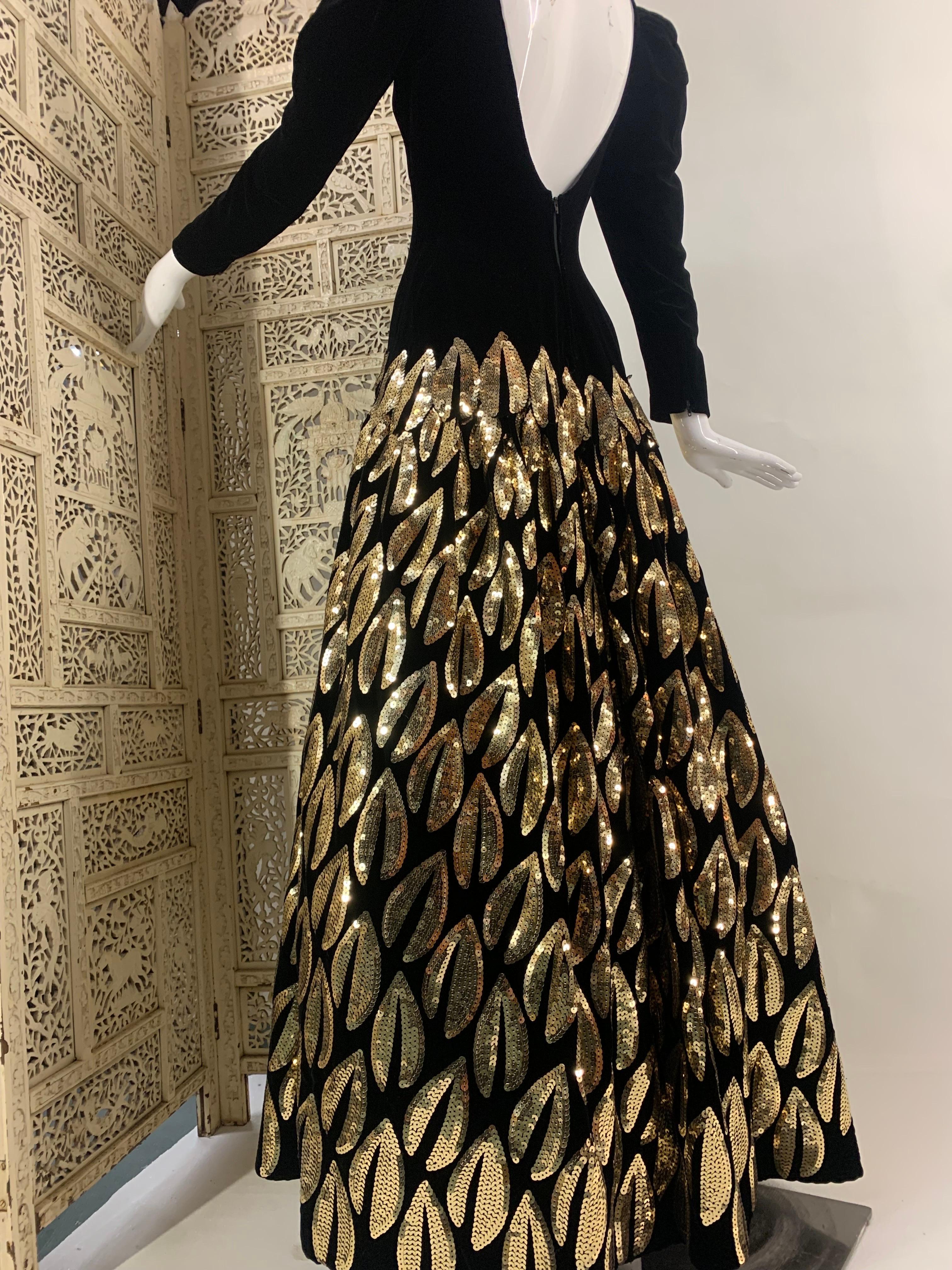 1980s Murray Arbeid - London Black Velvet Gown w Gold Sequin Leaves & Crinoline In Excellent Condition For Sale In Gresham, OR