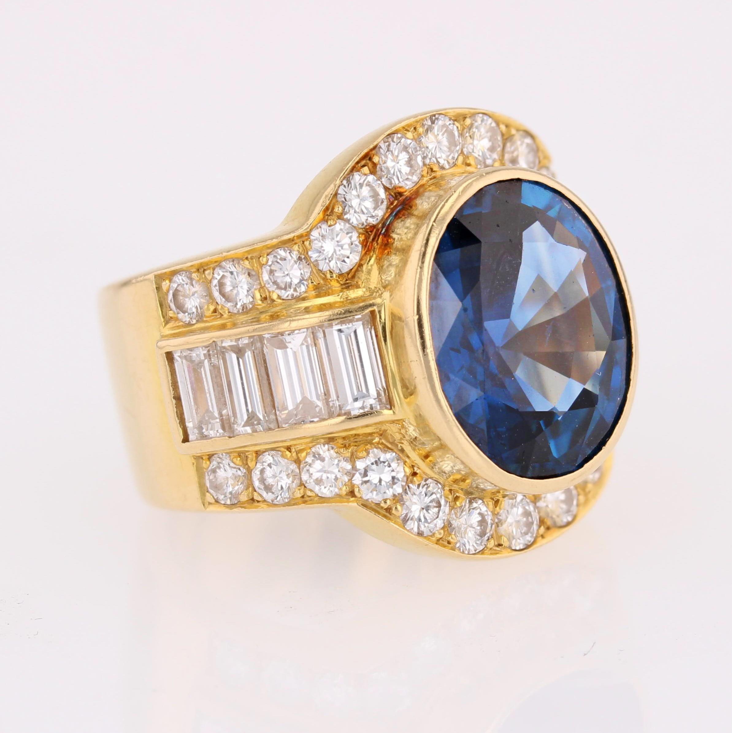 Anillo grande de oro amarillo de 18 quilates con zafiro natural de Camboya de los años 80 en venta 6