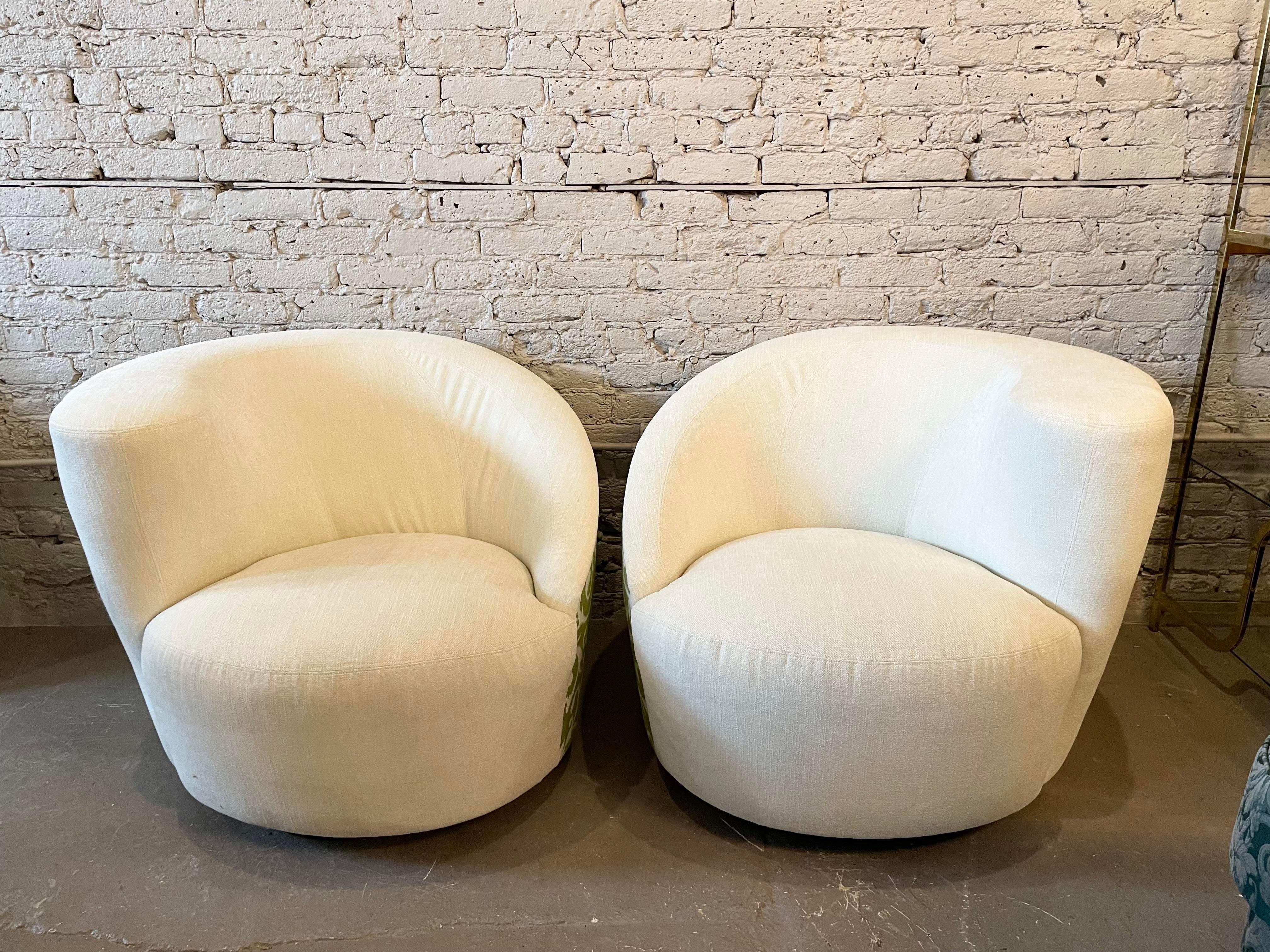 1980s Postmodern Nautilus Corkscrew Chairs, a Pair For Sale 2
