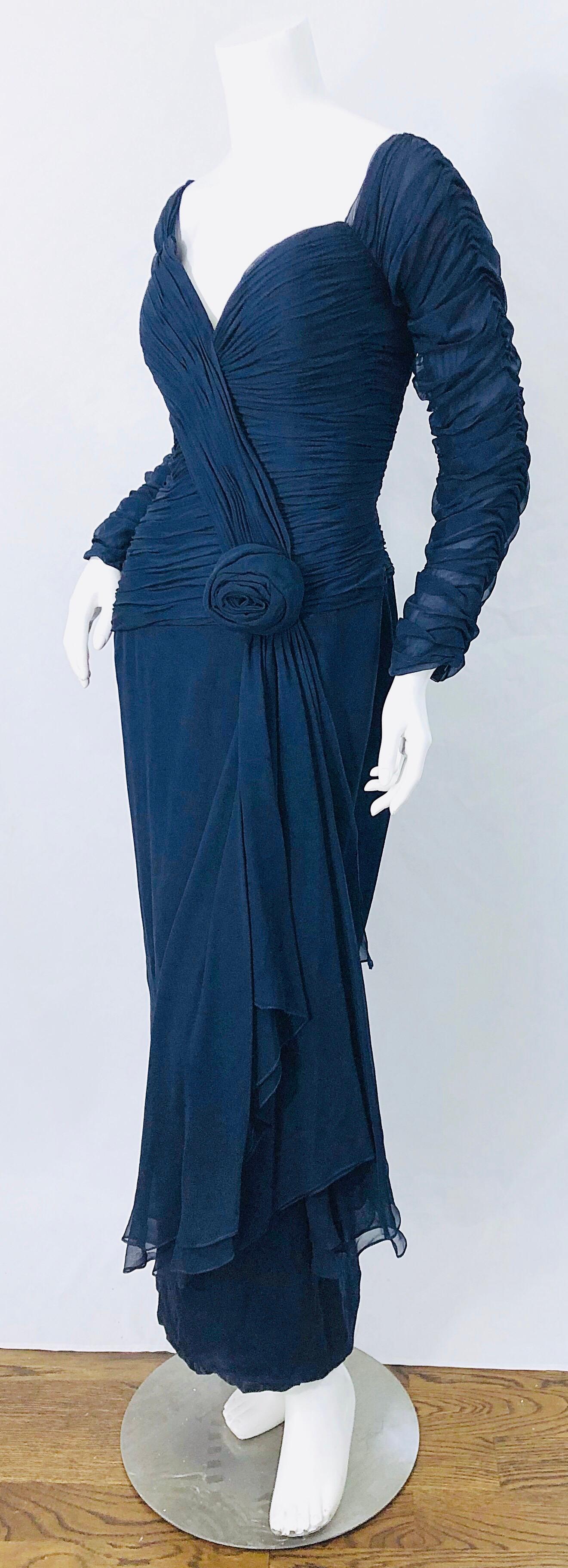 Women's 1980s Navy Blue Silk Chiffon Couture Ruched Long Sleeve Vintage 80s Gown Dress For Sale
