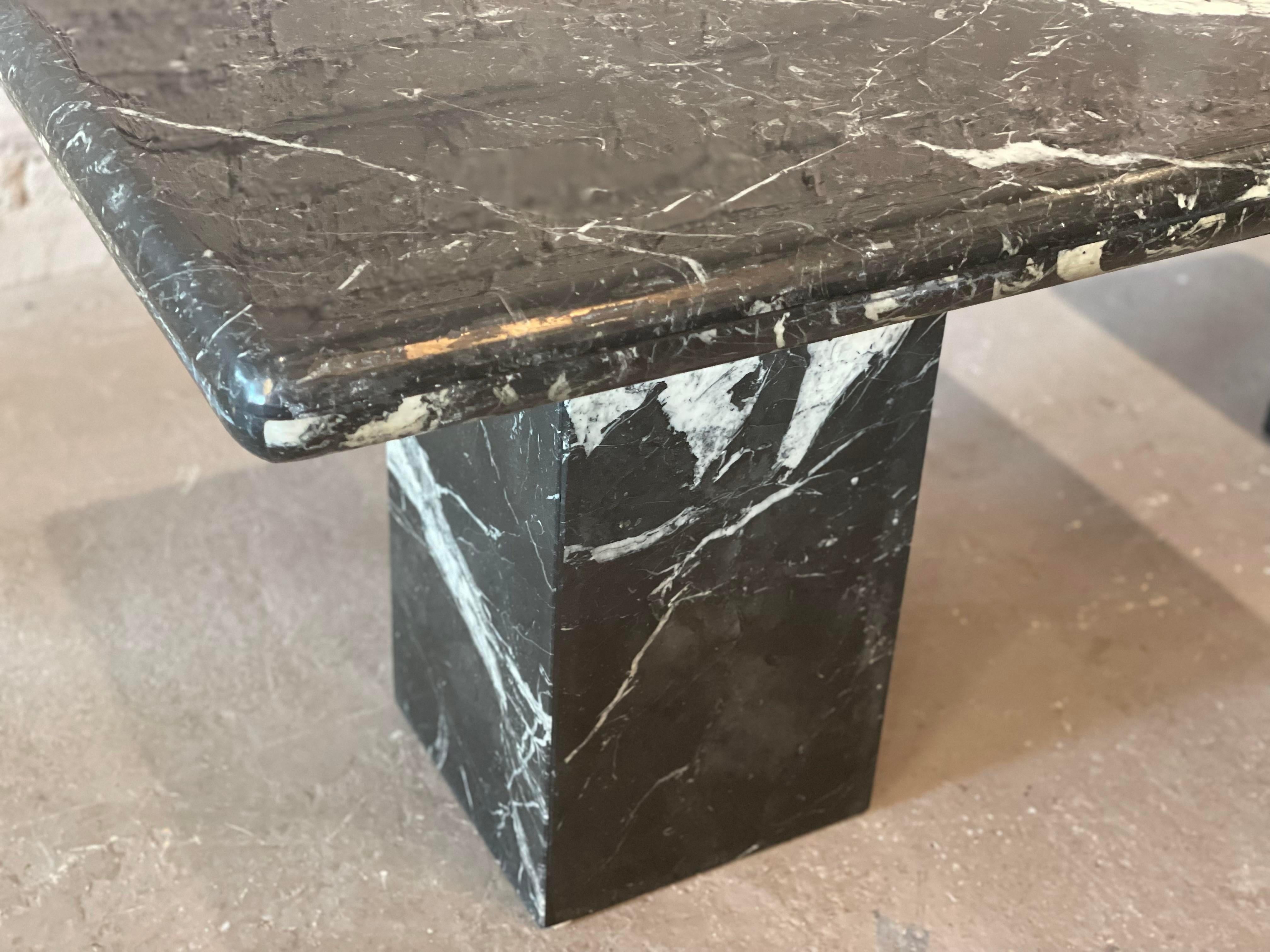 1980s Nero Marquina Black Marble Postmodern Side Tables, a Pair For Sale 4