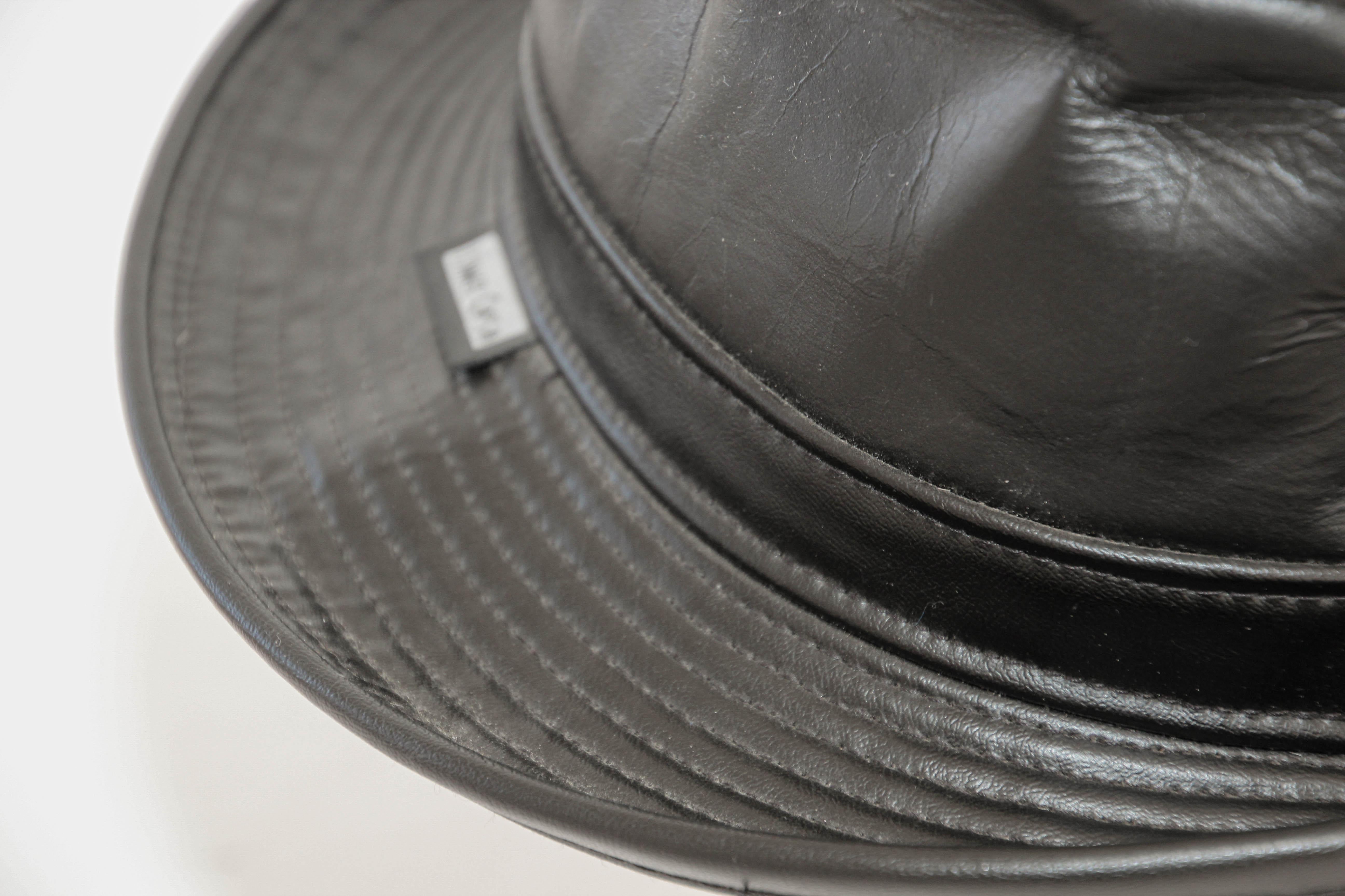 1980's New York Winner Lambskin Leather Fedora Hat For Sale 3