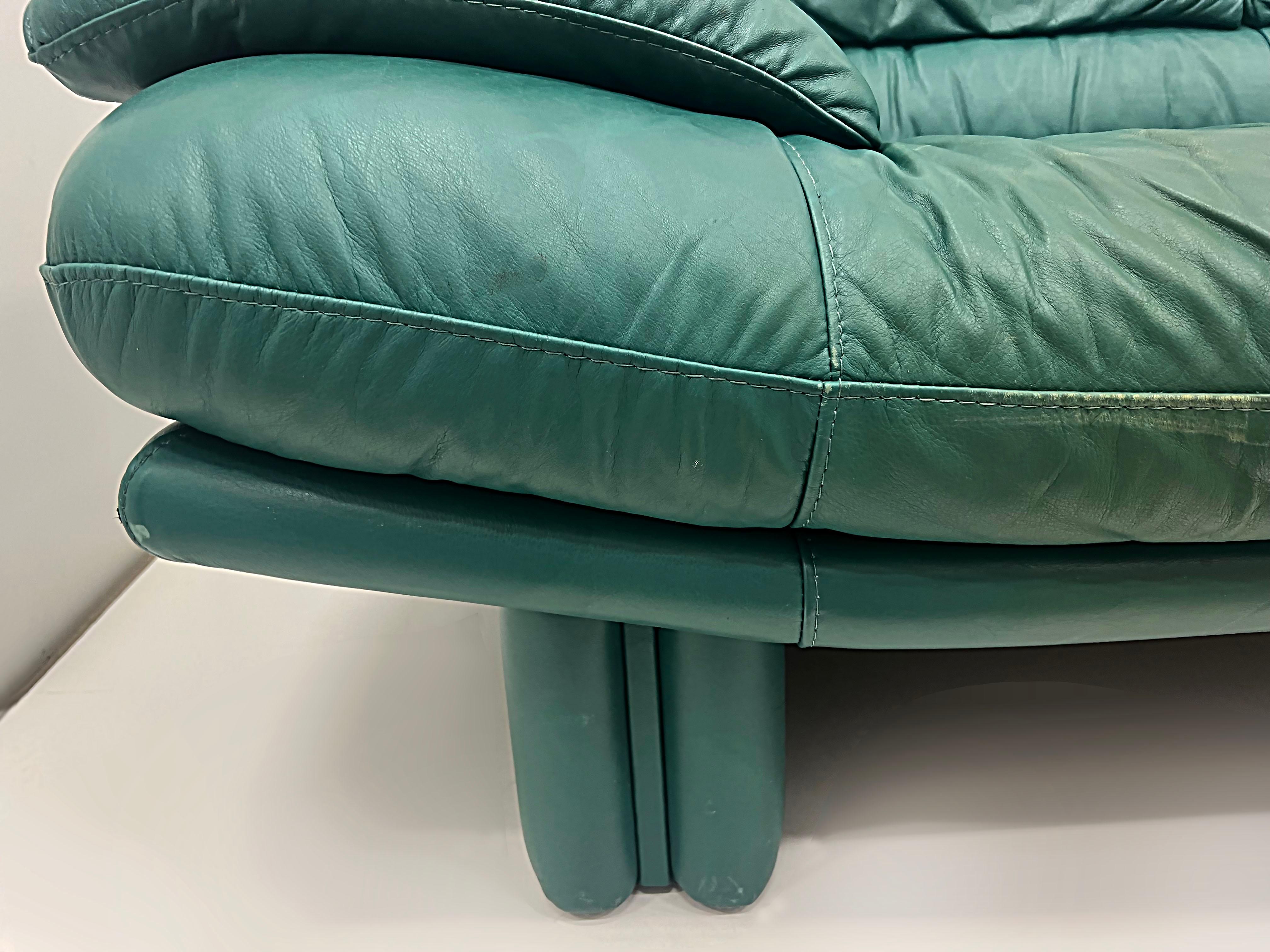 Post-Modern 1980s Nicoletti Salotti Postmodern Italian Leather Sofa