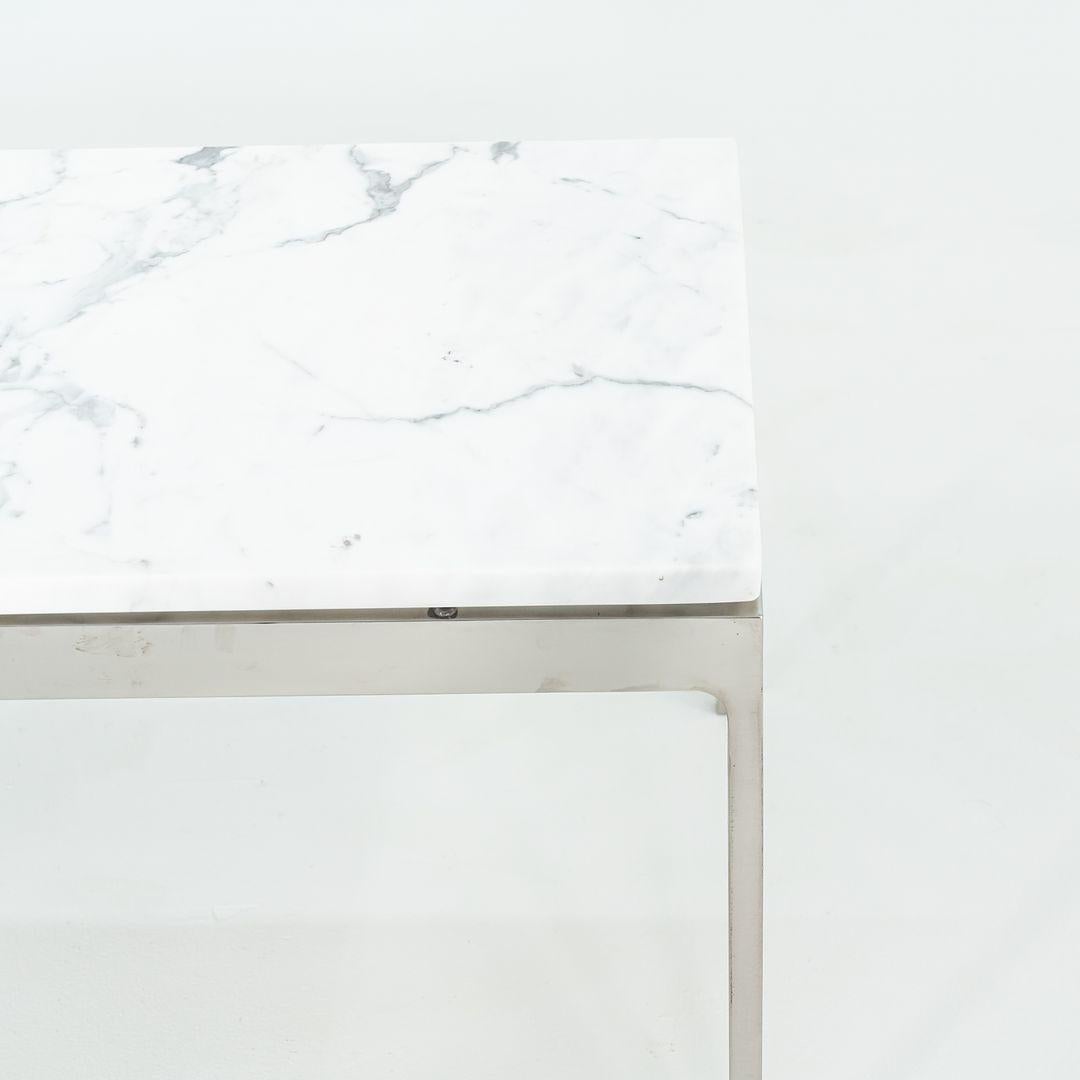 Table basse Nicos Zographos des années 1980 en acier inoxydable avec plateau en marbre Bon état - En vente à Philadelphia, PA