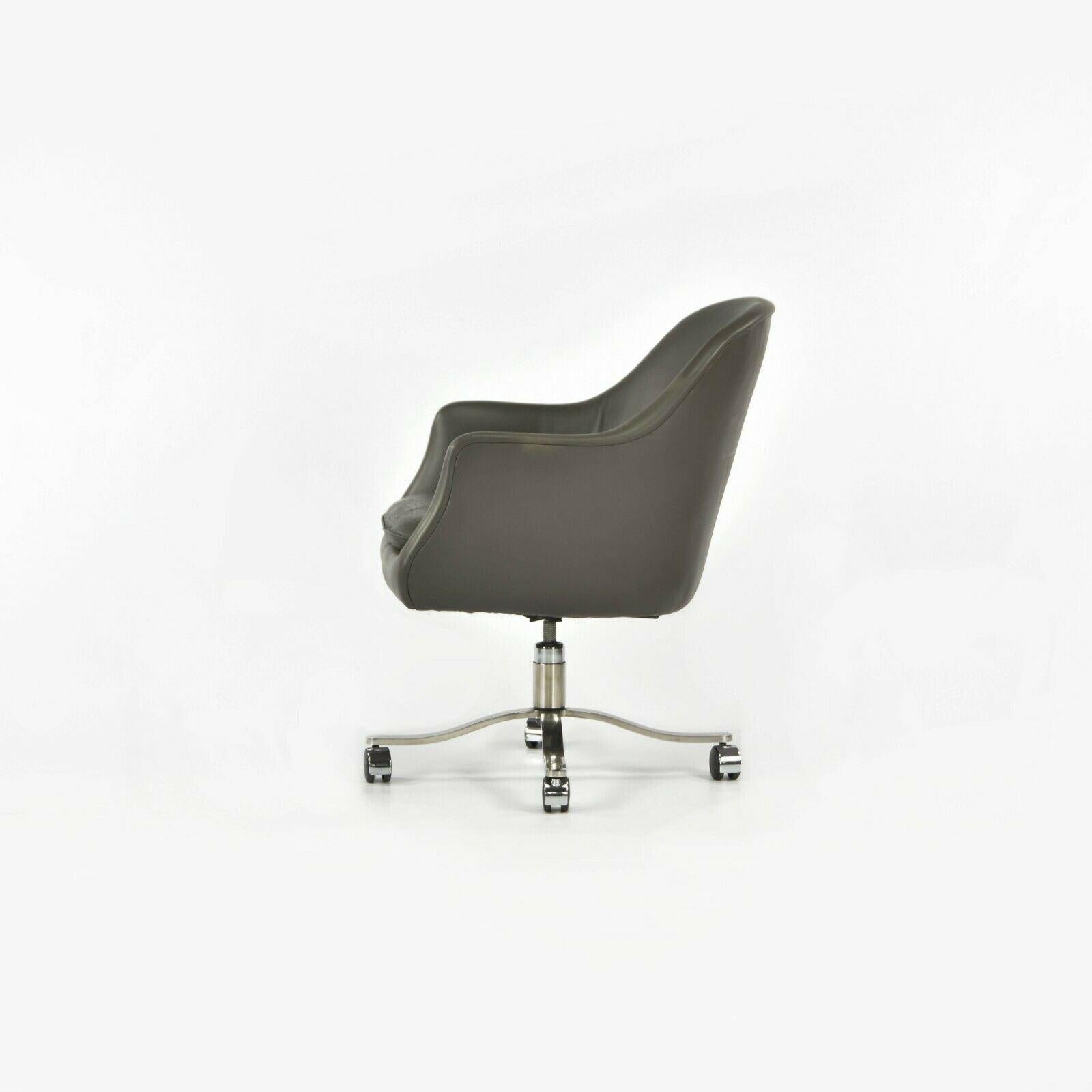 1980s Nicos Zographos Grey Leather Bucket Desk Chairs w/ Alpha Bases en vente 1