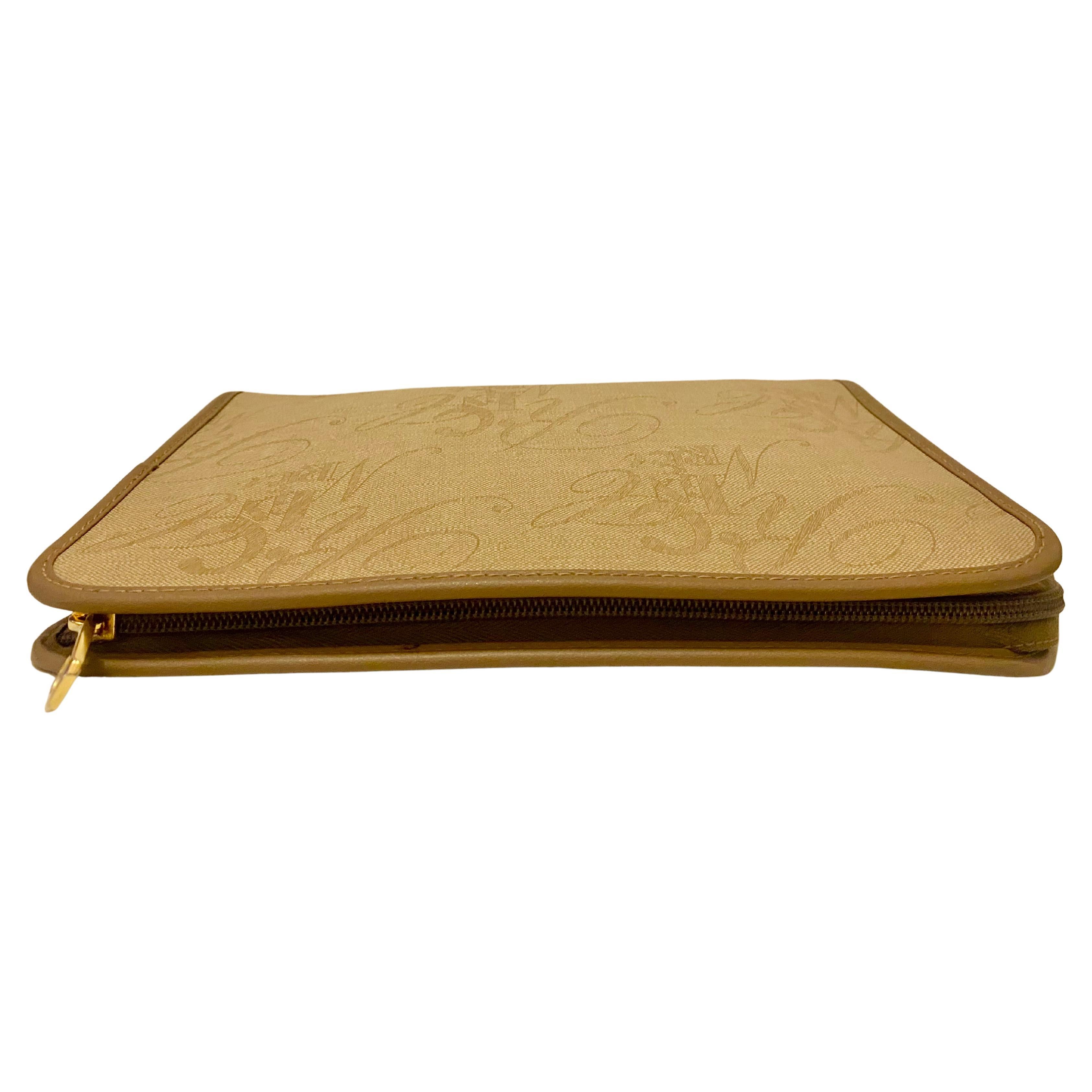 1980s Nina Ricci Brown Leather Gold Logo Clutch Bag For Sale 1
