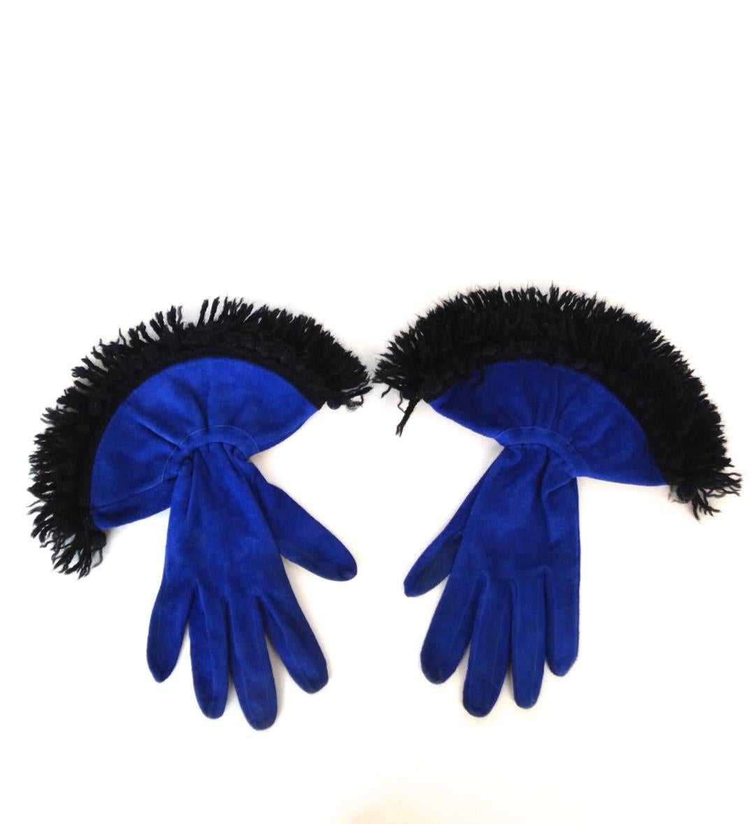 royal blue gloves