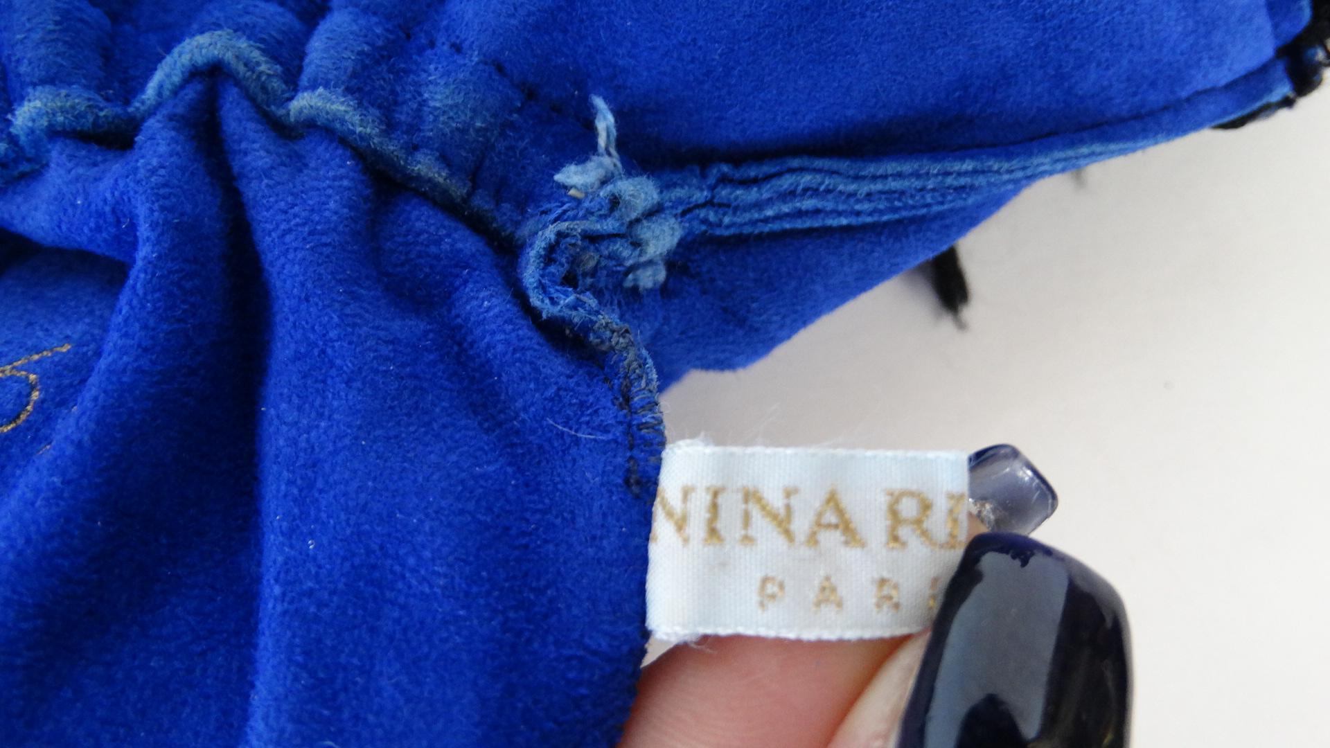 Guantes de ante azul real Nina Ricci, años 80 en venta 1