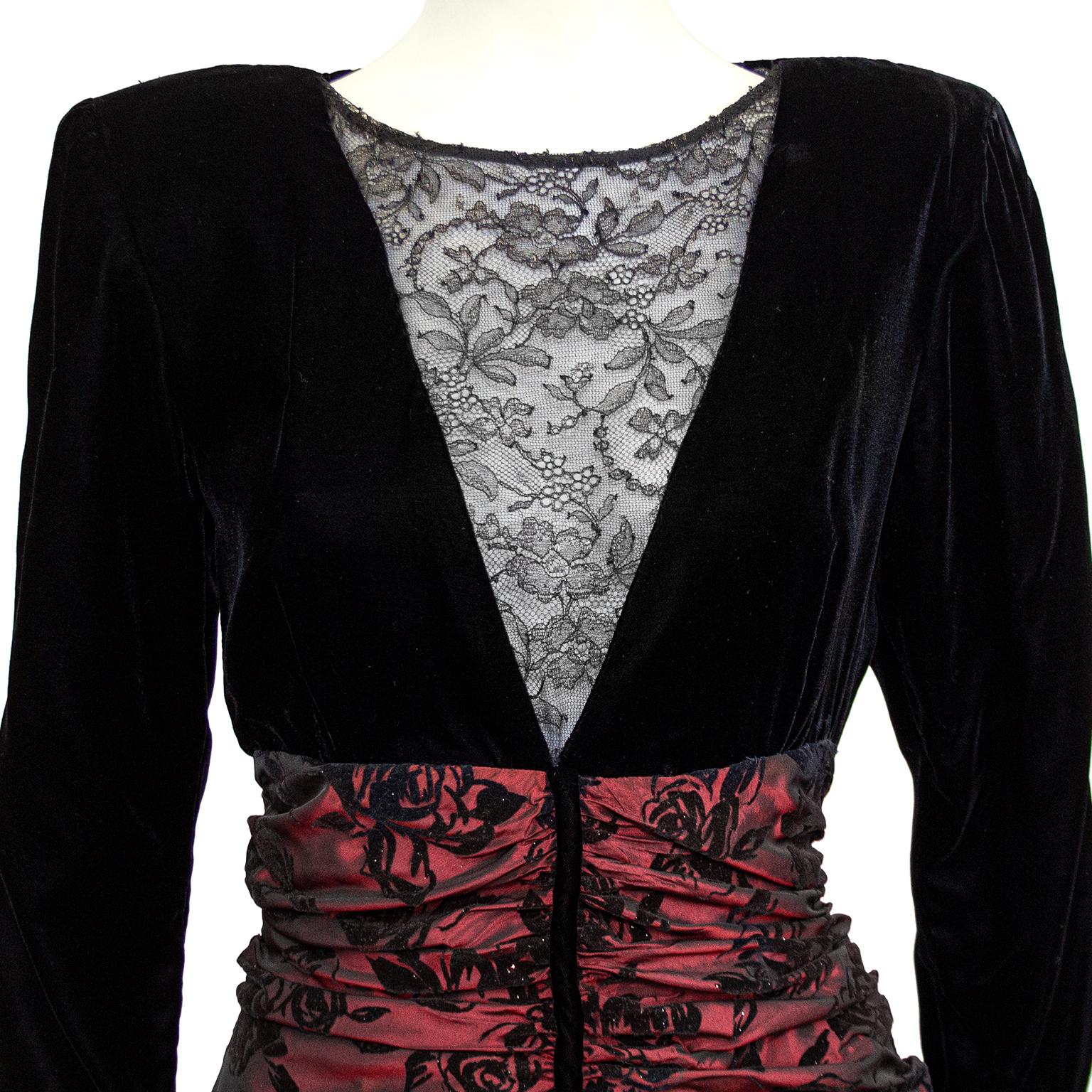 1980s Nina Ricci Velvet, Lace and Taffeta Gown In Good Condition For Sale In Toronto, Ontario