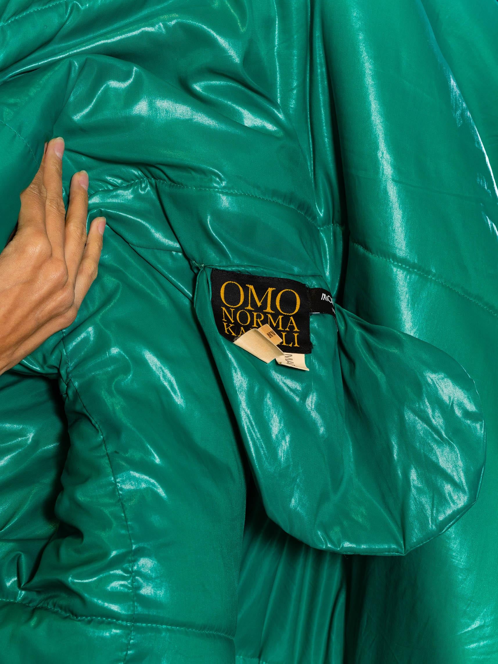 1980S NORMA KAMALI Black & Green Nylon Sleeping Bag Coat For Sale 4