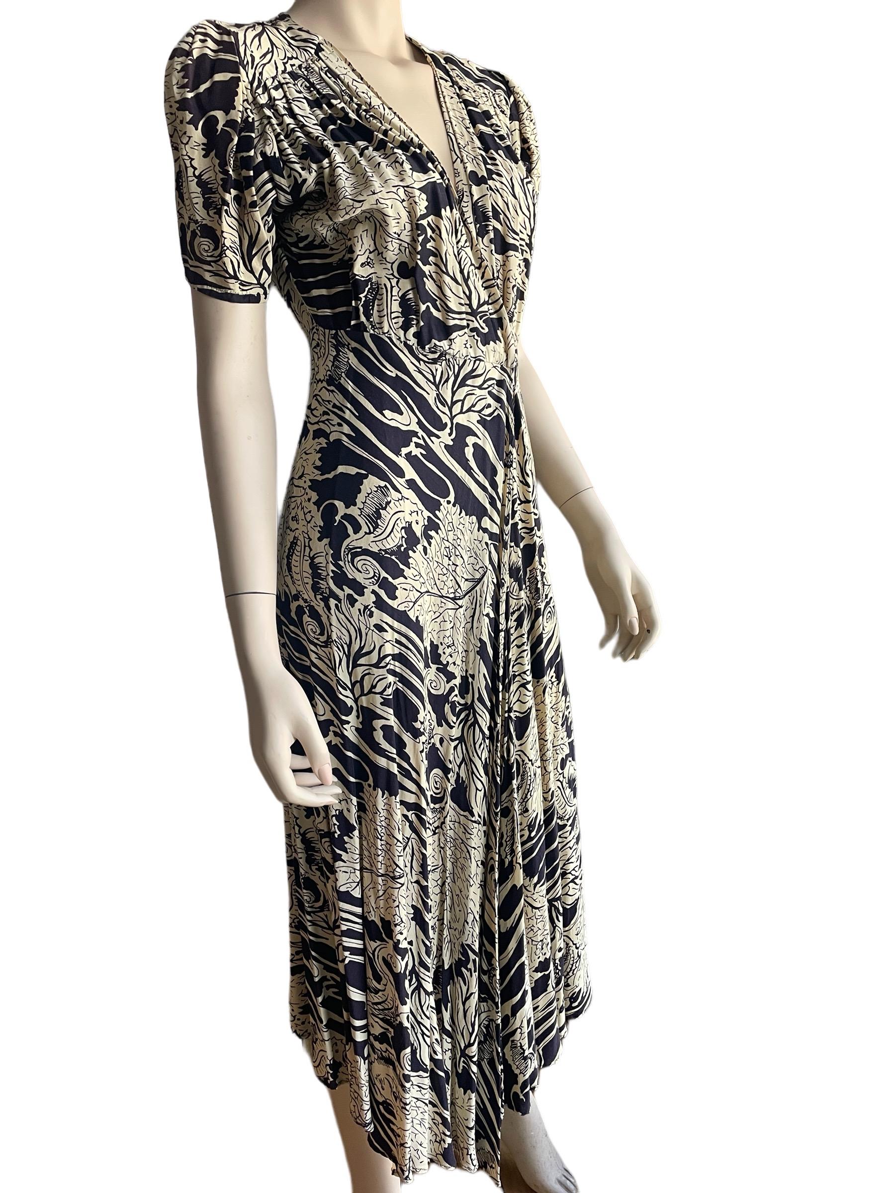 Women's or Men's 1980s Norma Kamali Navy and Cream Floral Wrap Dress For Sale