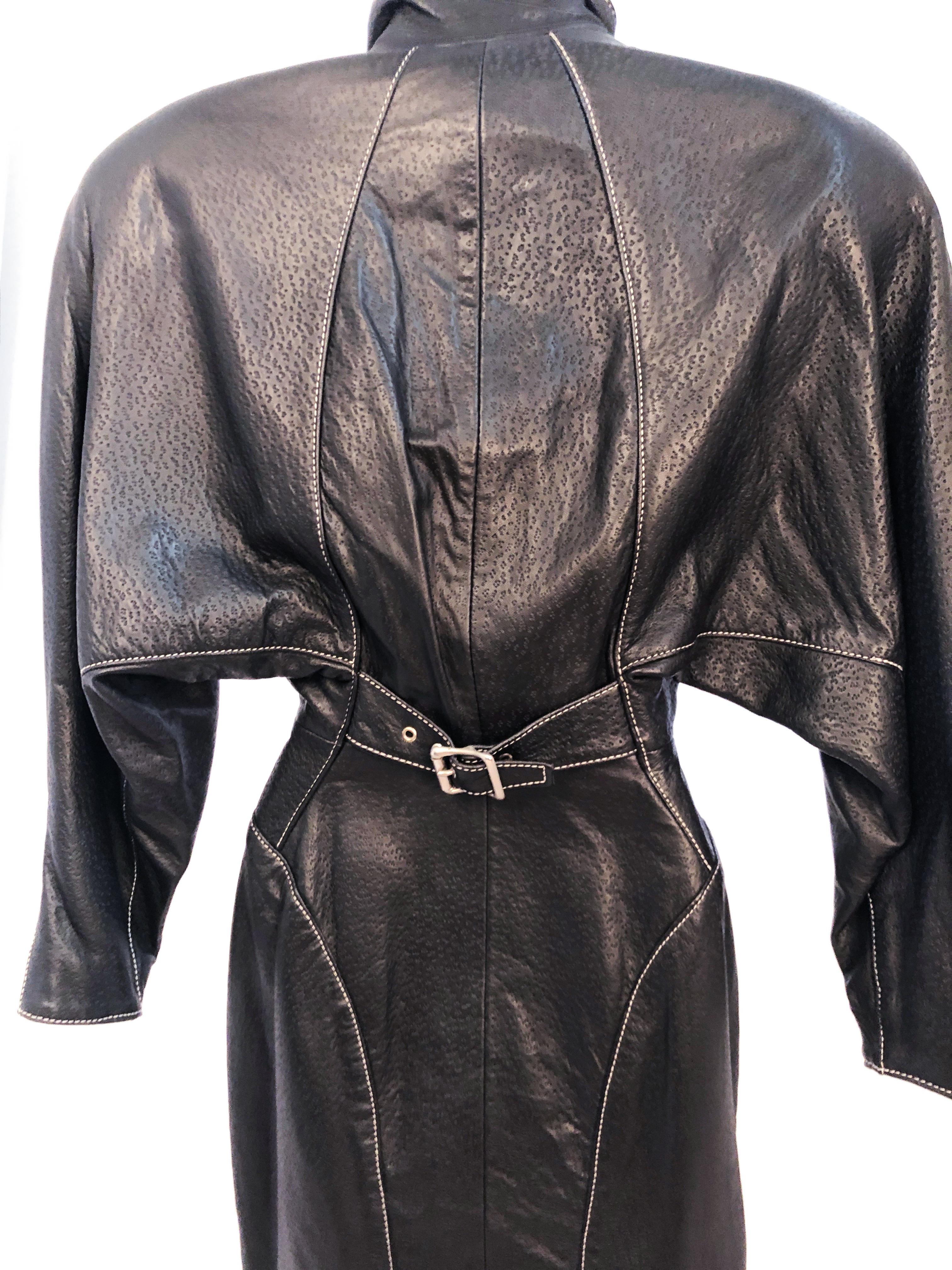 De las mujeres Vestido de cuero de cordero repujado negro de los años 80 de North Beach en venta