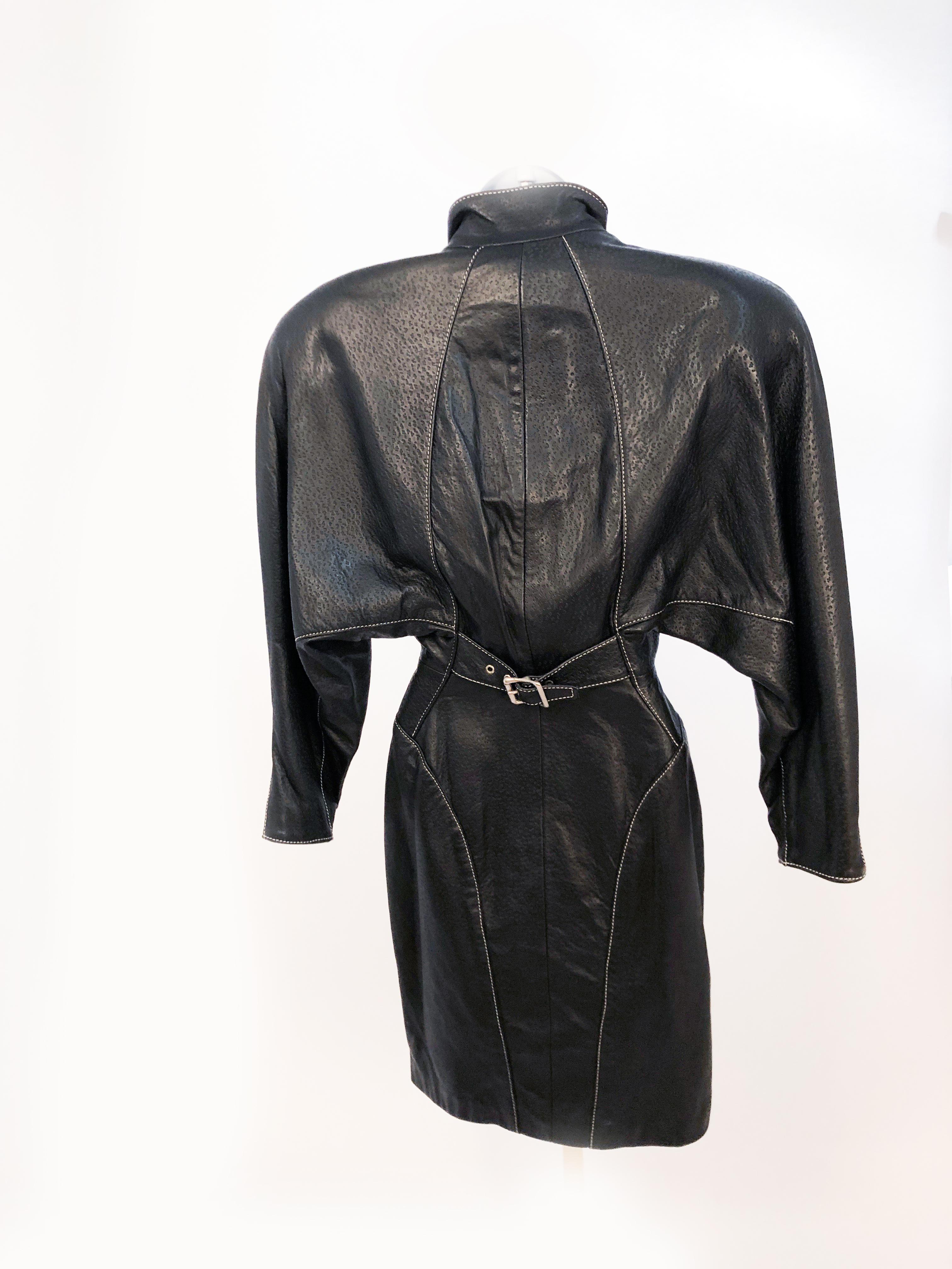 1980er North Beach Schwarzes Kleid aus geprägtem Lammleder im Angebot 2
