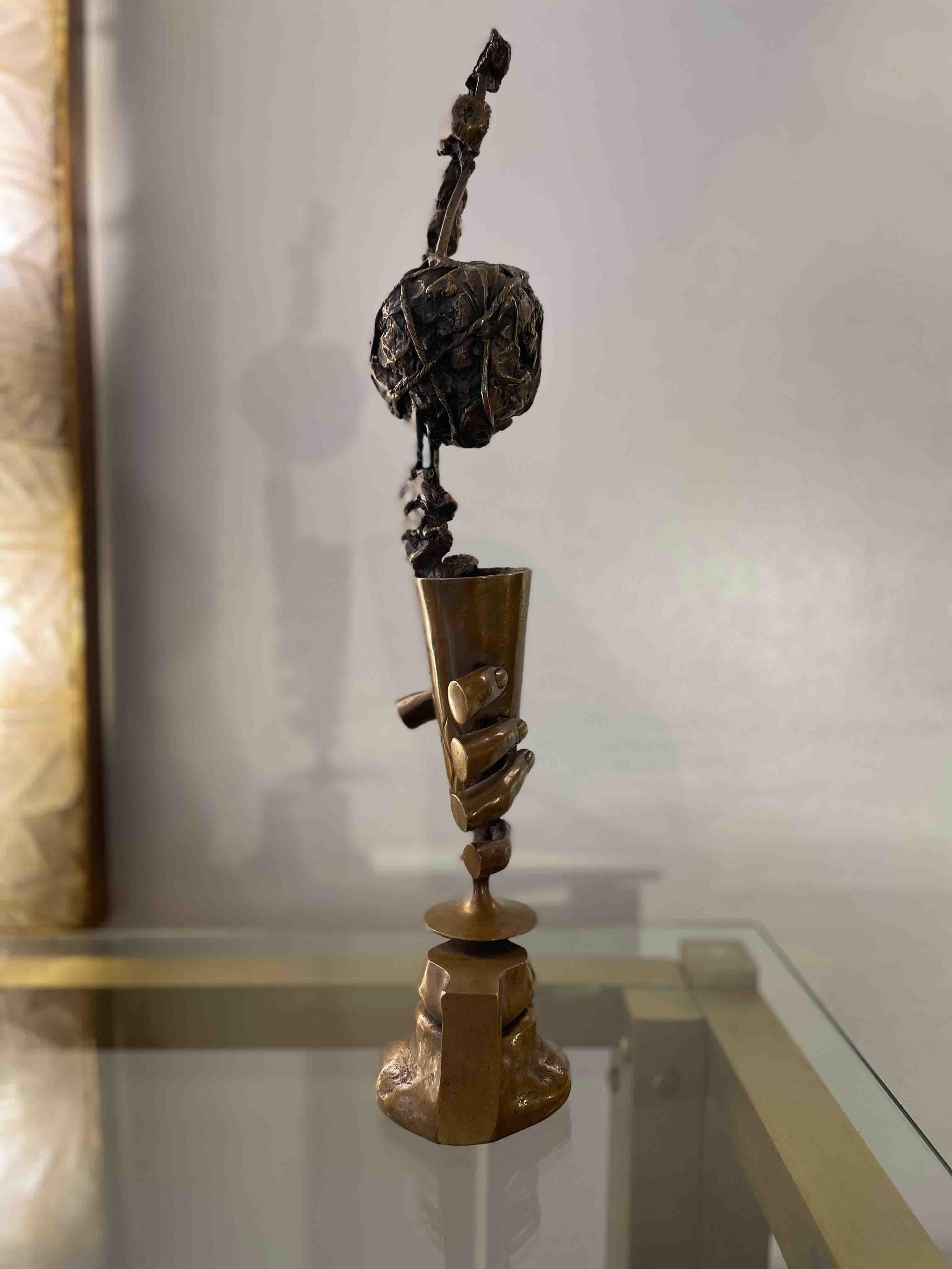 1980 Novello Finotti Cin Cin avec Figues Sculpture en bronze H 47cm en vente 8