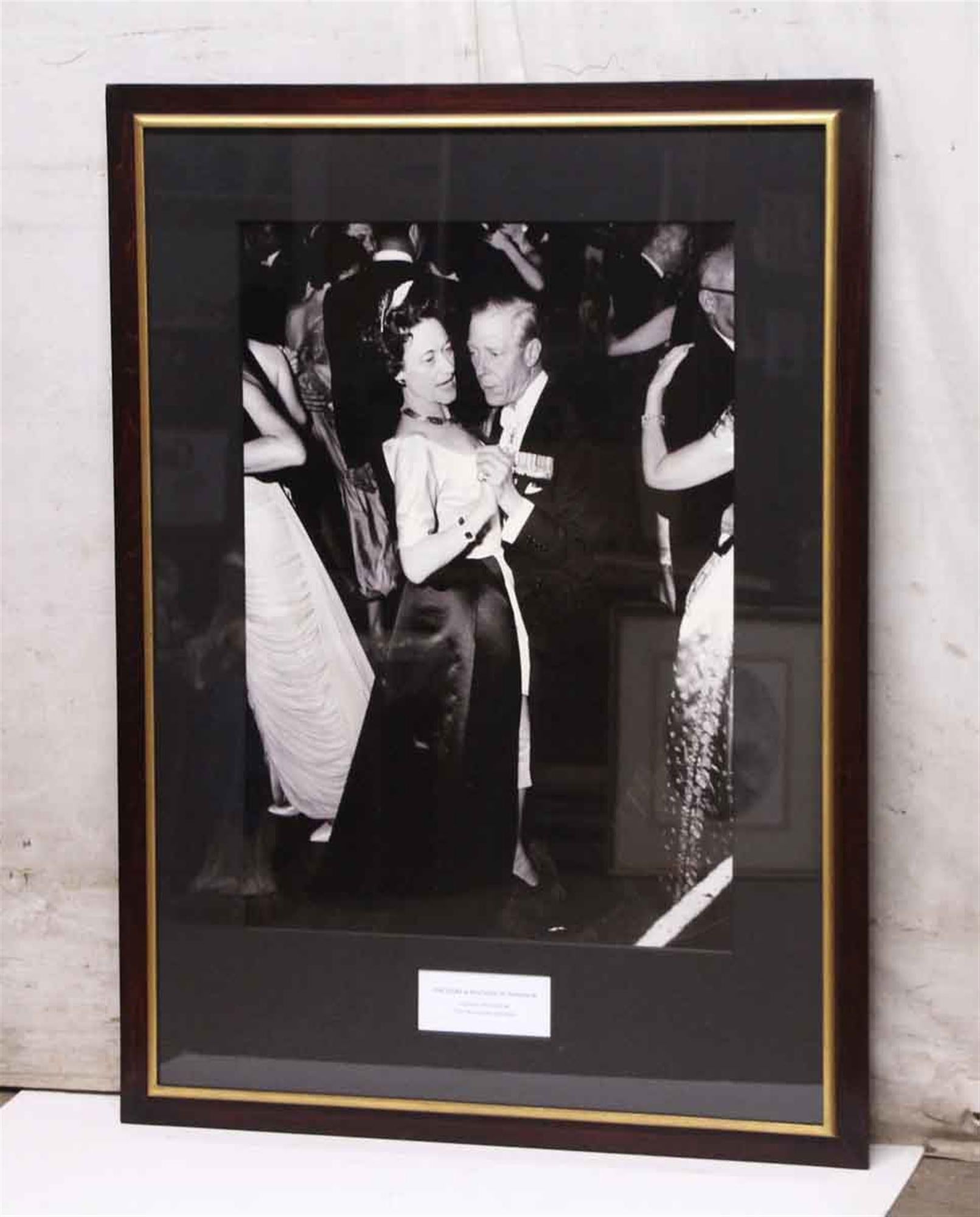 Framed 1980s black and white photograph of The Duke and Duchess of Windsor dancing in the grand ballroom of The Waldorf Astoria. Known as Edward VIII. Edward was the eldest son of King George V and Queen Mary. Edward became king on his father's