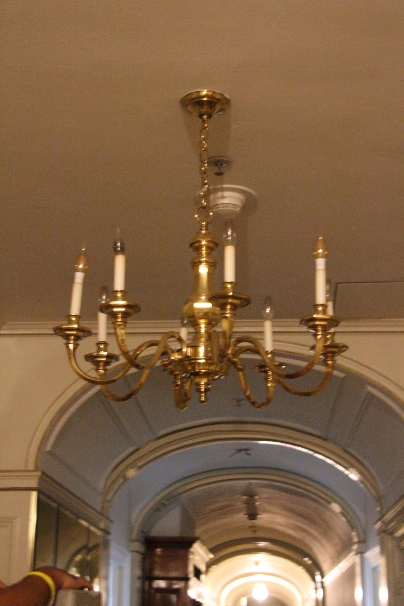 Late 20th Century 1980s NYC Waldorf Astoria Hotel Williamsburg Chandelier Brass 8 Arms