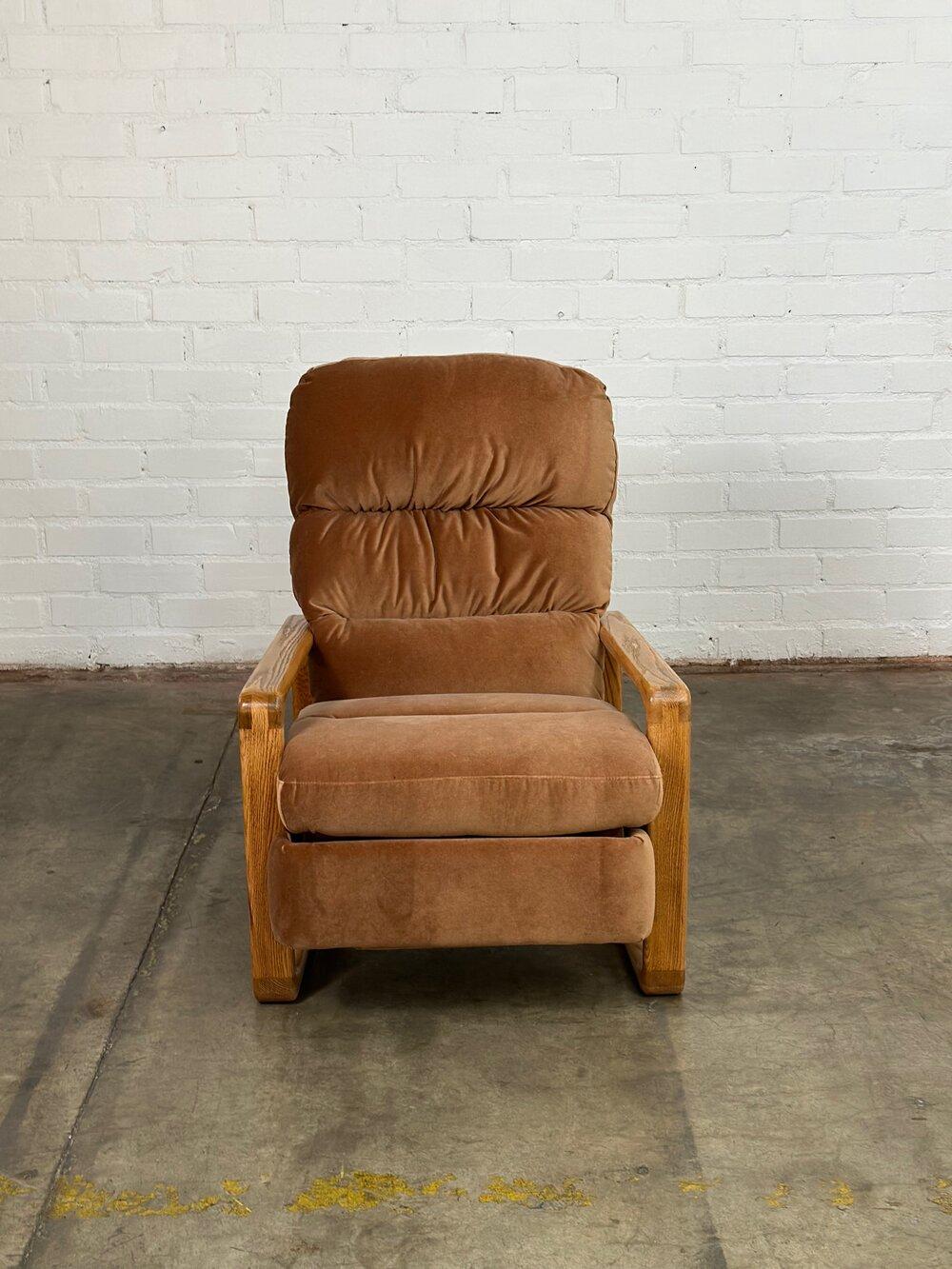 20th Century 1980s Oak Lounge Chair in Blush Velvet