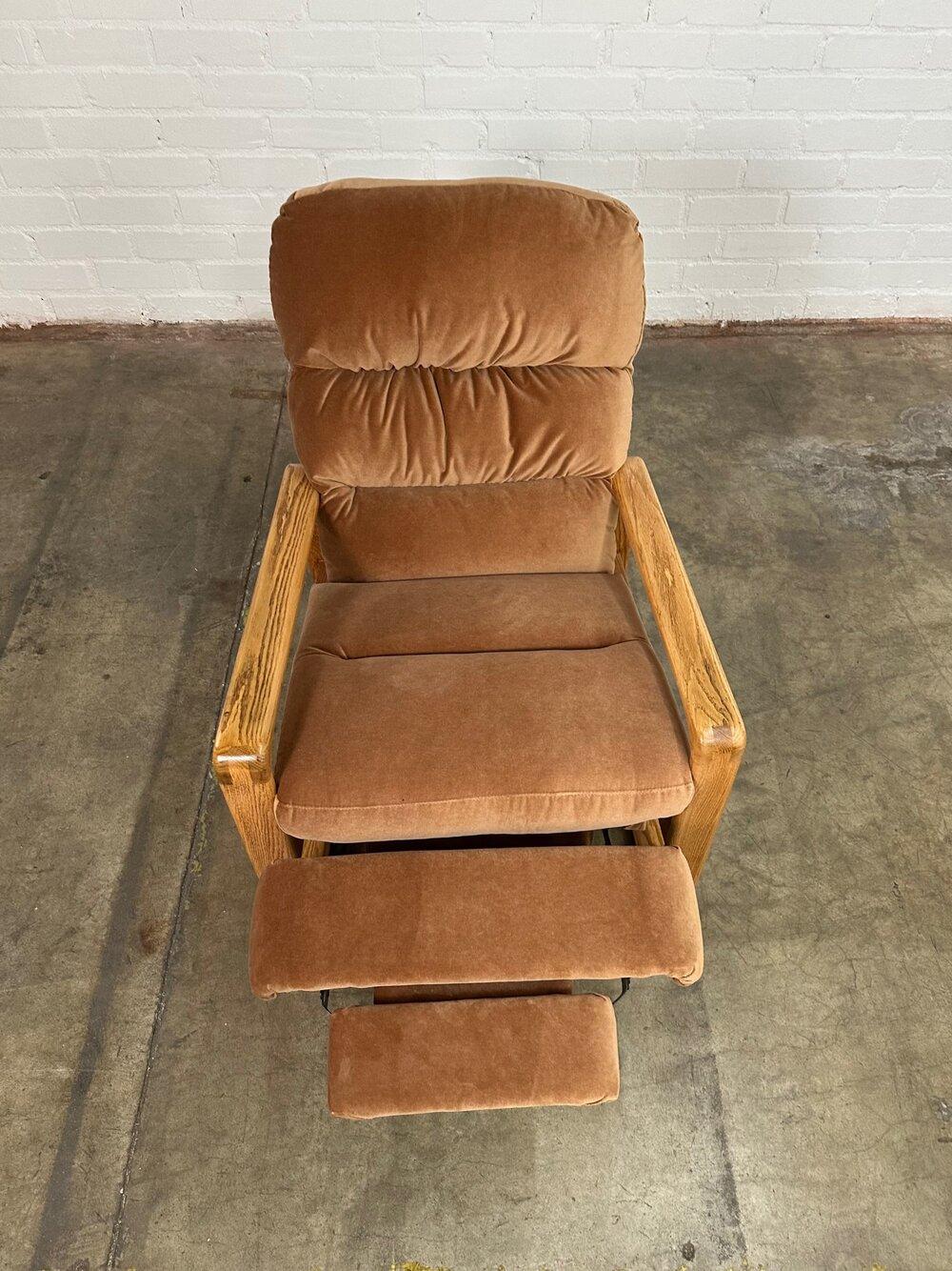 1980s Oak Lounge Chair in Blush Velvet 1