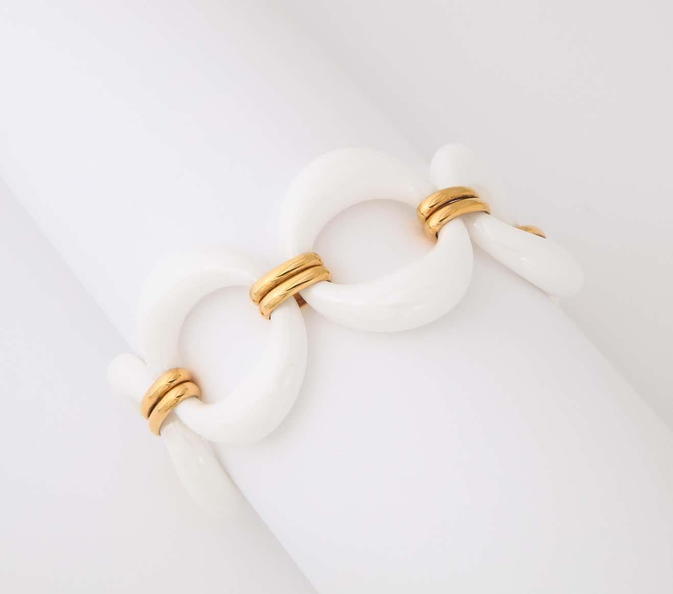 1980's Oblong Open Link porcelain and Gold Flexible Bracelet with Diamond Clasp 7