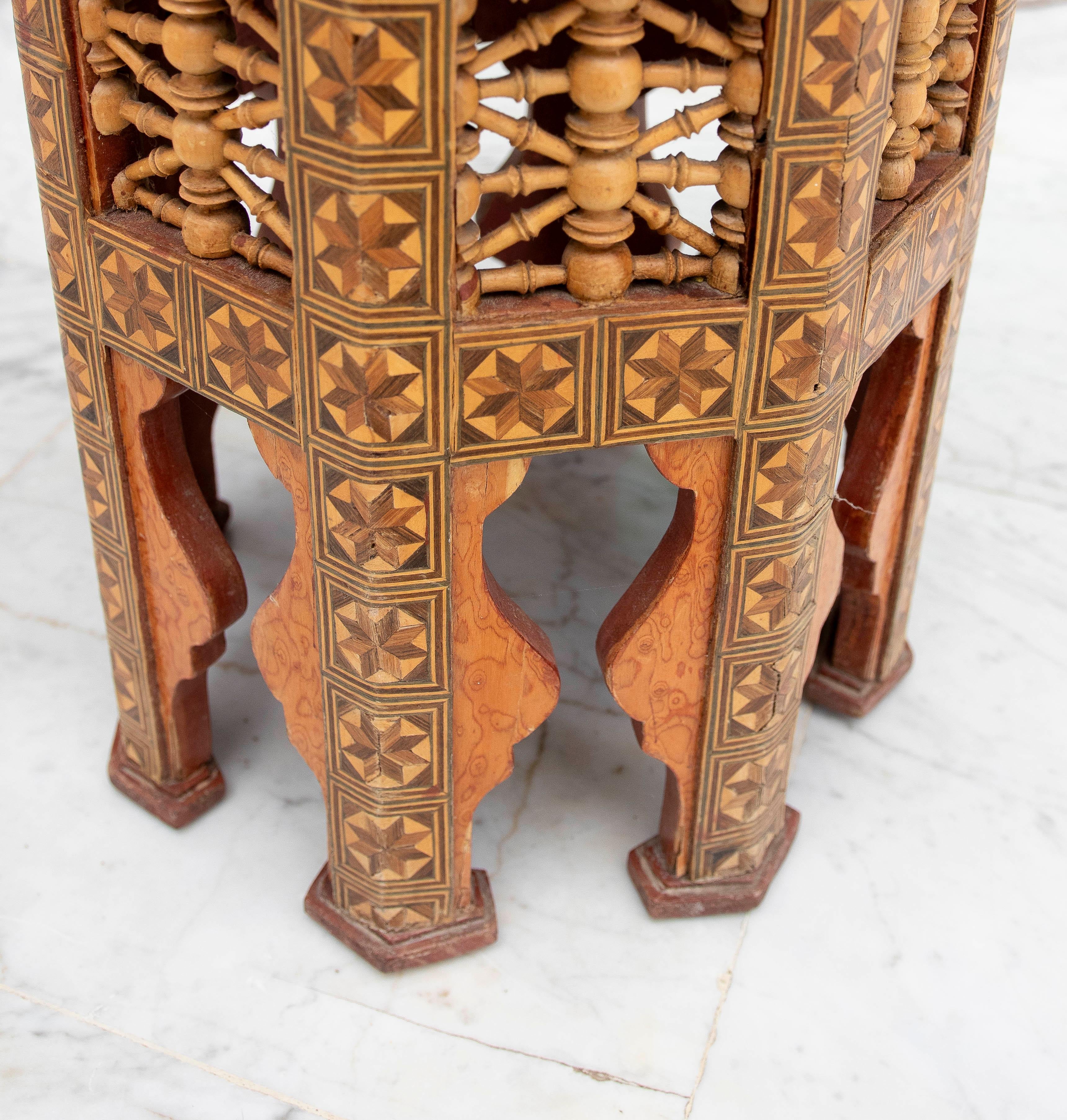 1980s Octagonal Wooden Side Table with Inlaid. For Sale 9