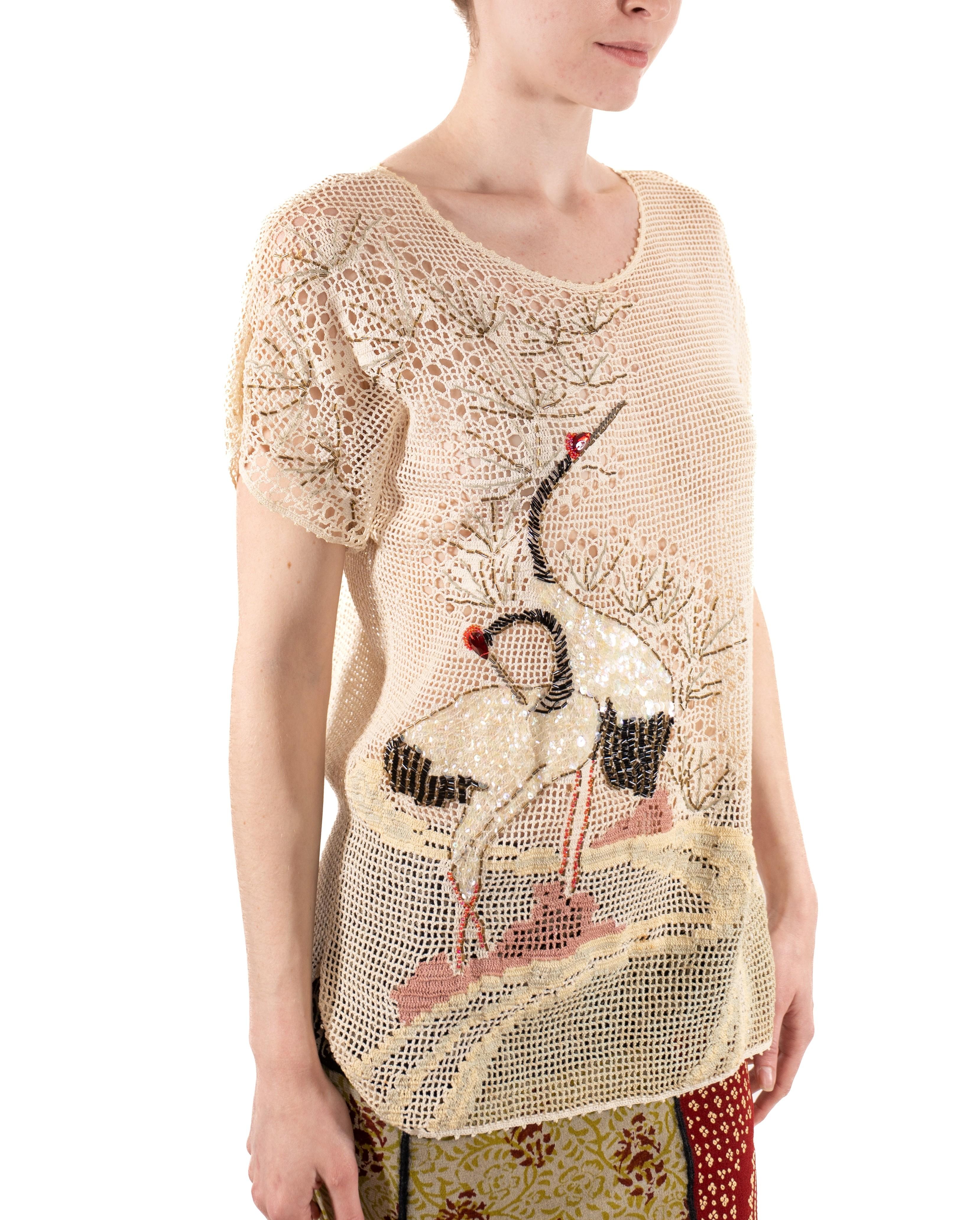 1980S Off White Hand Beaded Cotton Crochet Lace Crane Top (Top de grue en coton crocheté perlé à la main) en vente 5