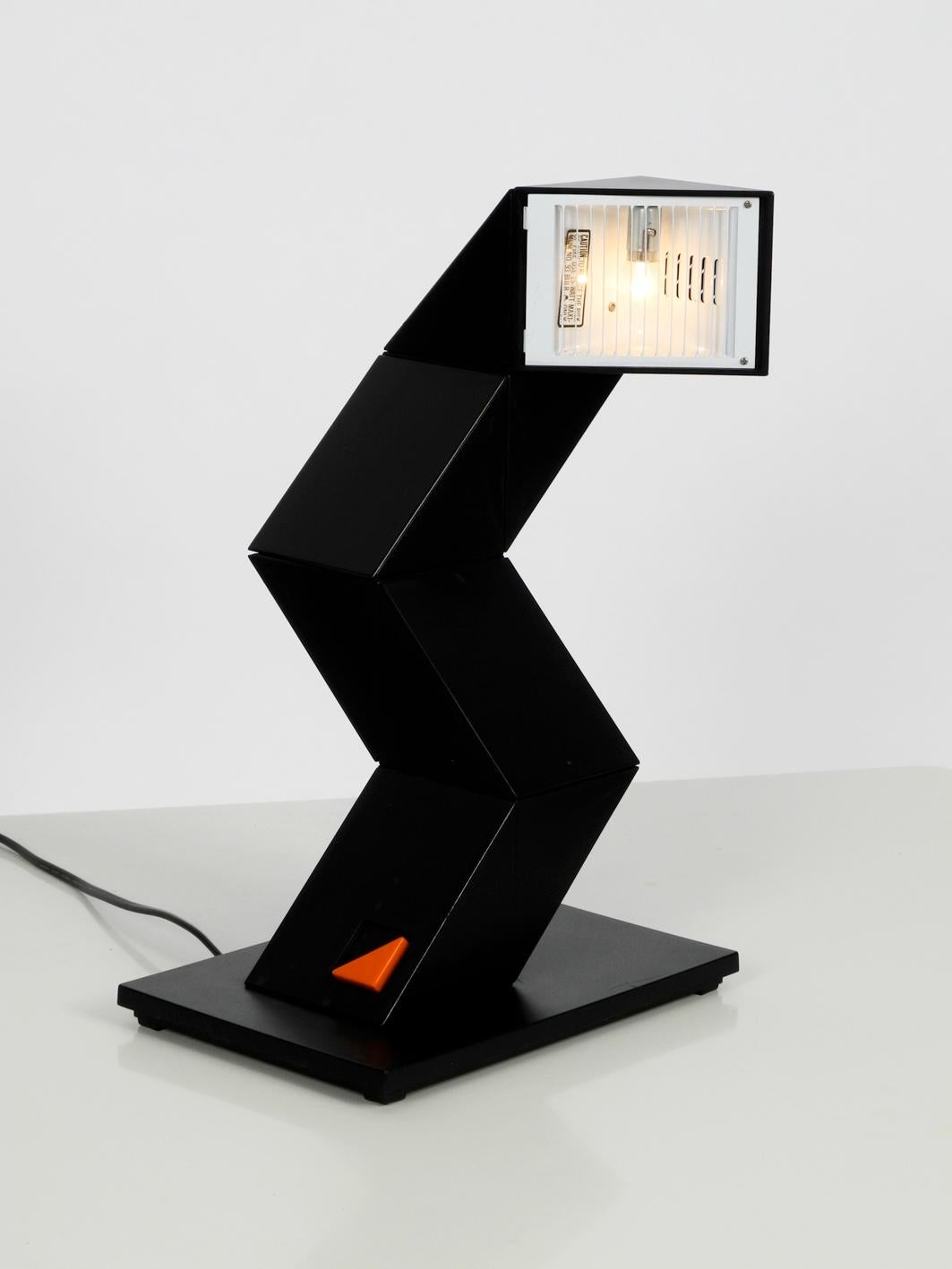 1980s Optelma Sculpture Table Lamp Model Z-LITE Design of Switzerland In Good Condition In München, DE
