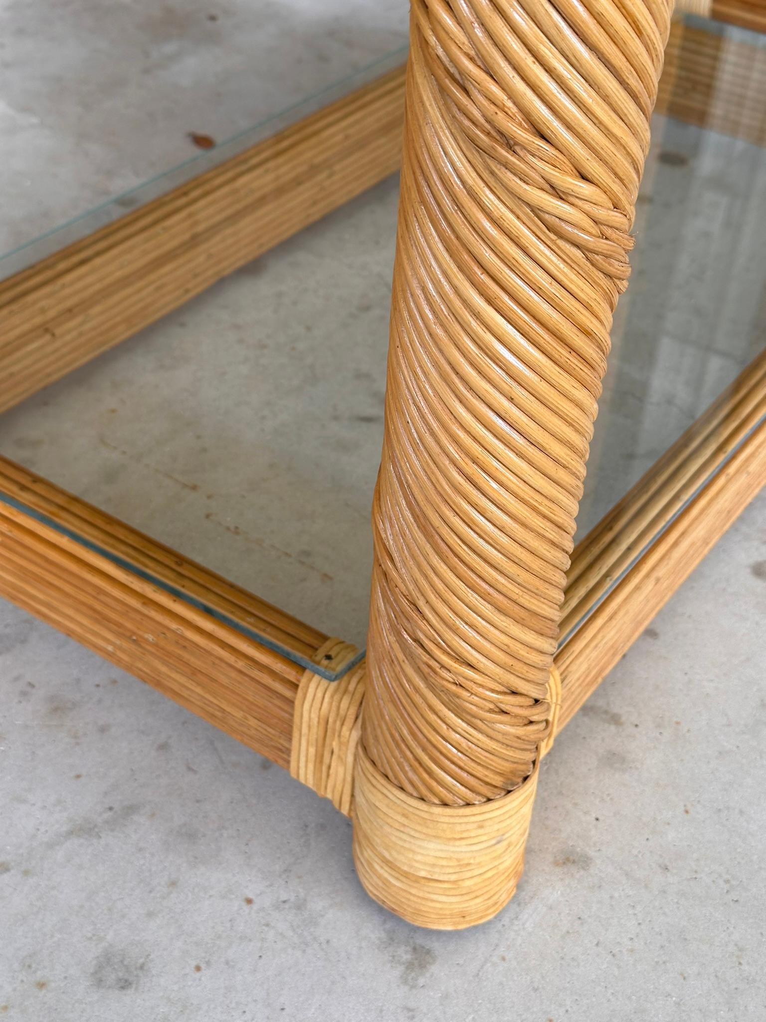 Restauriertes, gedrehtes Rattan-Etageres-Paar, Organische Moderne der 1980er Jahre im Angebot 3