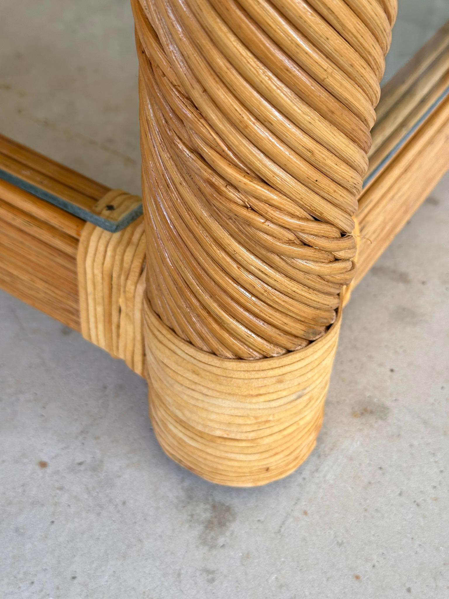Restauriertes, gedrehtes Rattan-Etageres-Paar, Organische Moderne der 1980er Jahre im Angebot 4