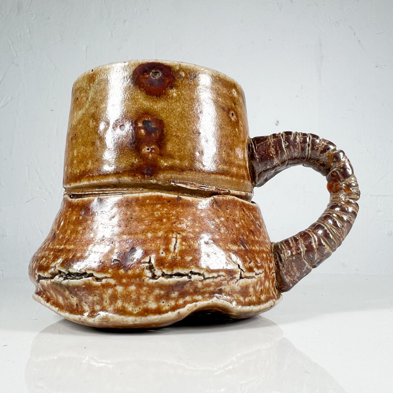1980s Organic Modern Sculptural Light Brown Coffee Cup Mug Artisan Pottery In Good Condition For Sale In Chula Vista, CA