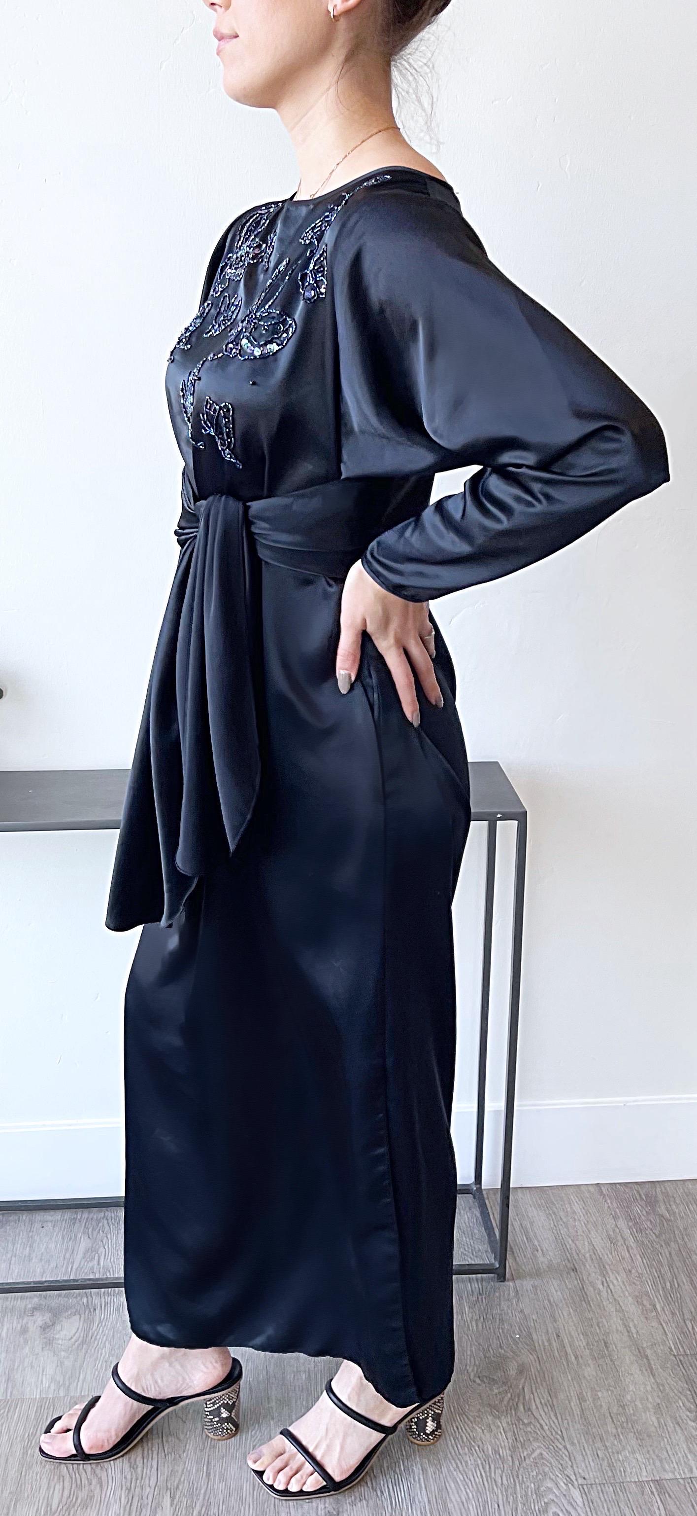 1980s Oscar De La Renta for Swirl Black Beaded Sequin Butterfly Vintage Caftan en vente 6