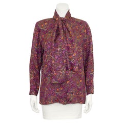 Oscar De La Renta, camicetta con fiocco stampata in rosa e viola degli anni '80