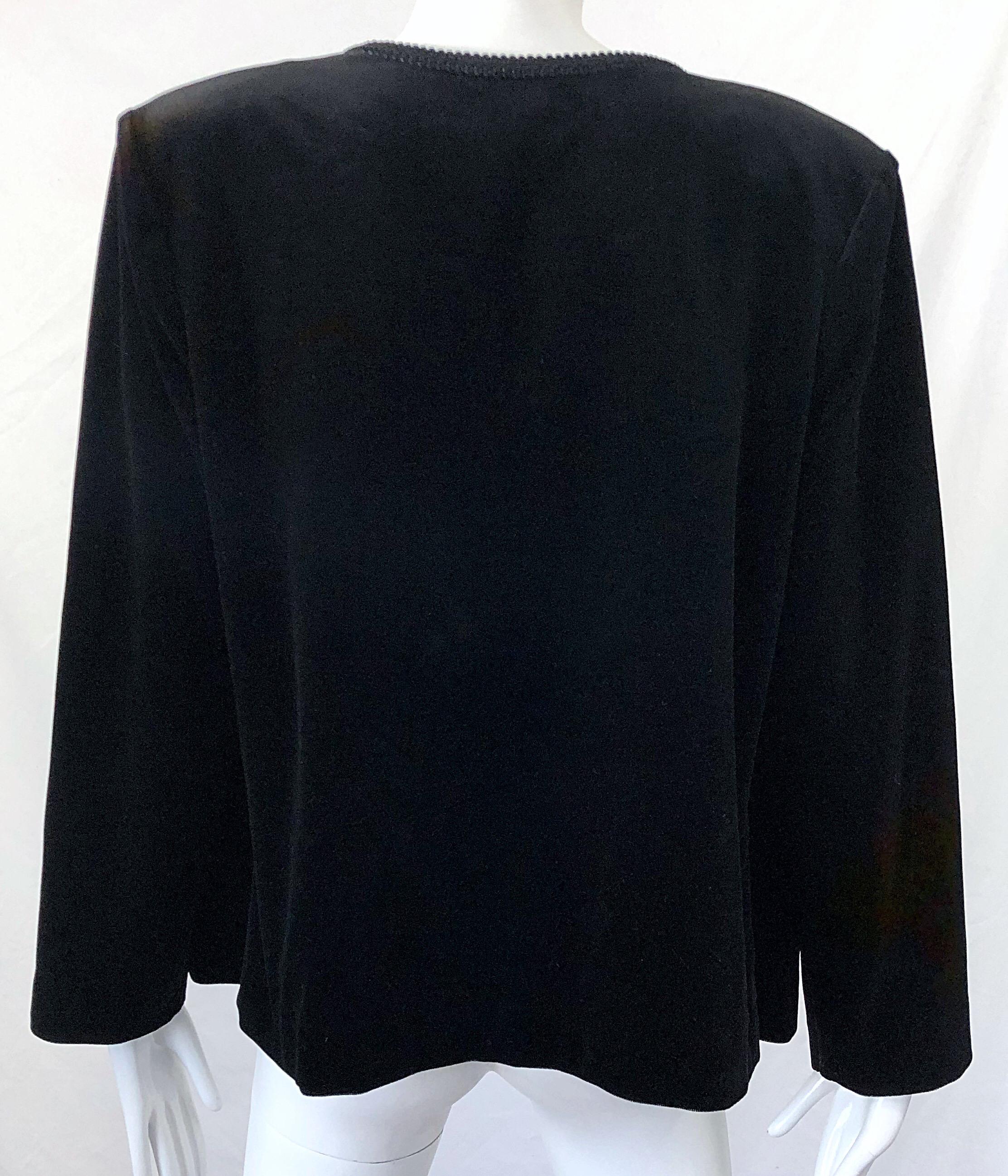 1980s Oscar de la Renta Size 16 Black Velvet Embroidered Vintage 80s Jacket For Sale 10