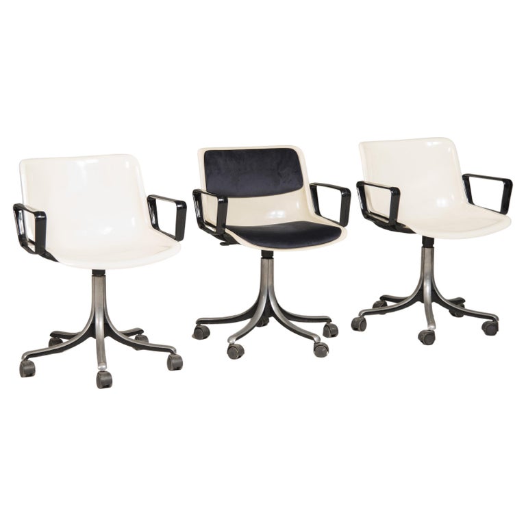1980s Osvaldo Borsani Swivel Wheeled White Office Chairs For Sale at  1stDibs | wheeled chairs