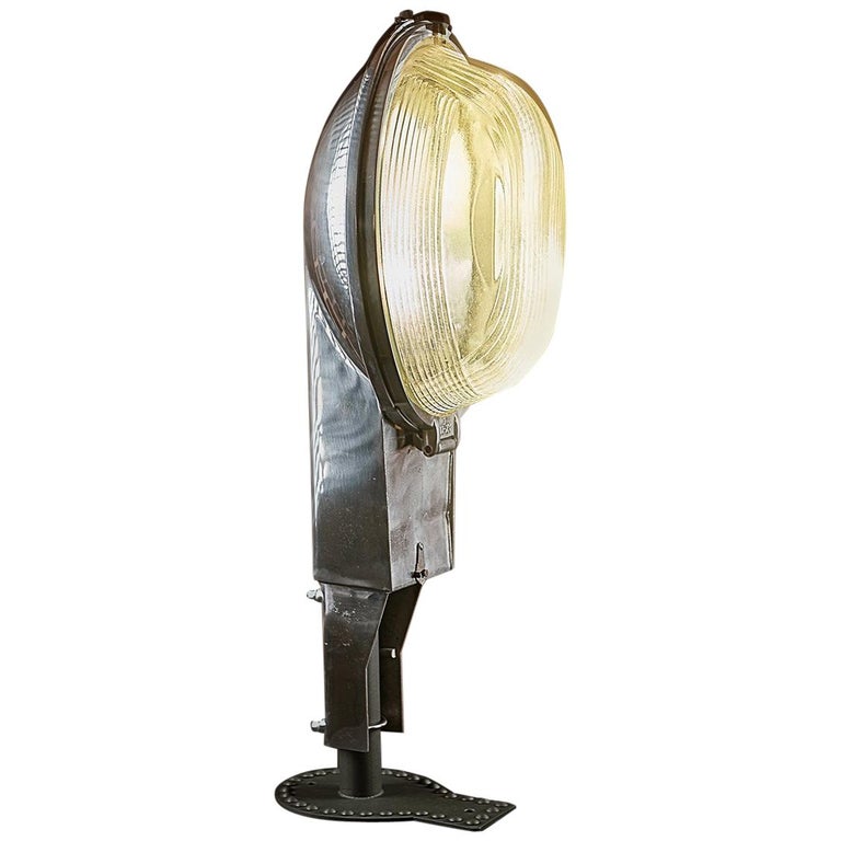 1980s OUR2501 Street Lamp For Sale at 1stDibs
