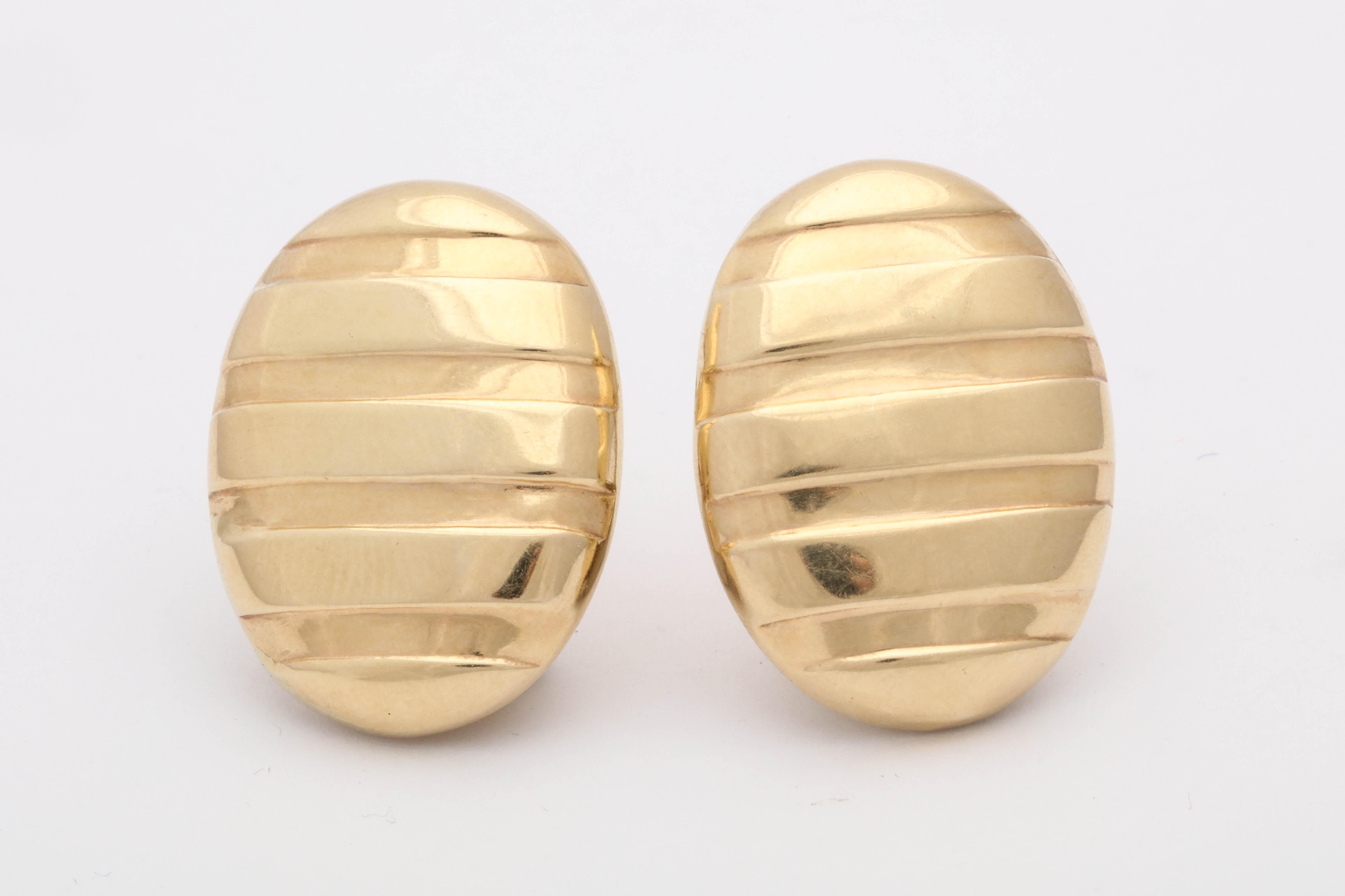 1980s Oval Shaped High Polish Ridged Gold Textured Earclips with Posts 2