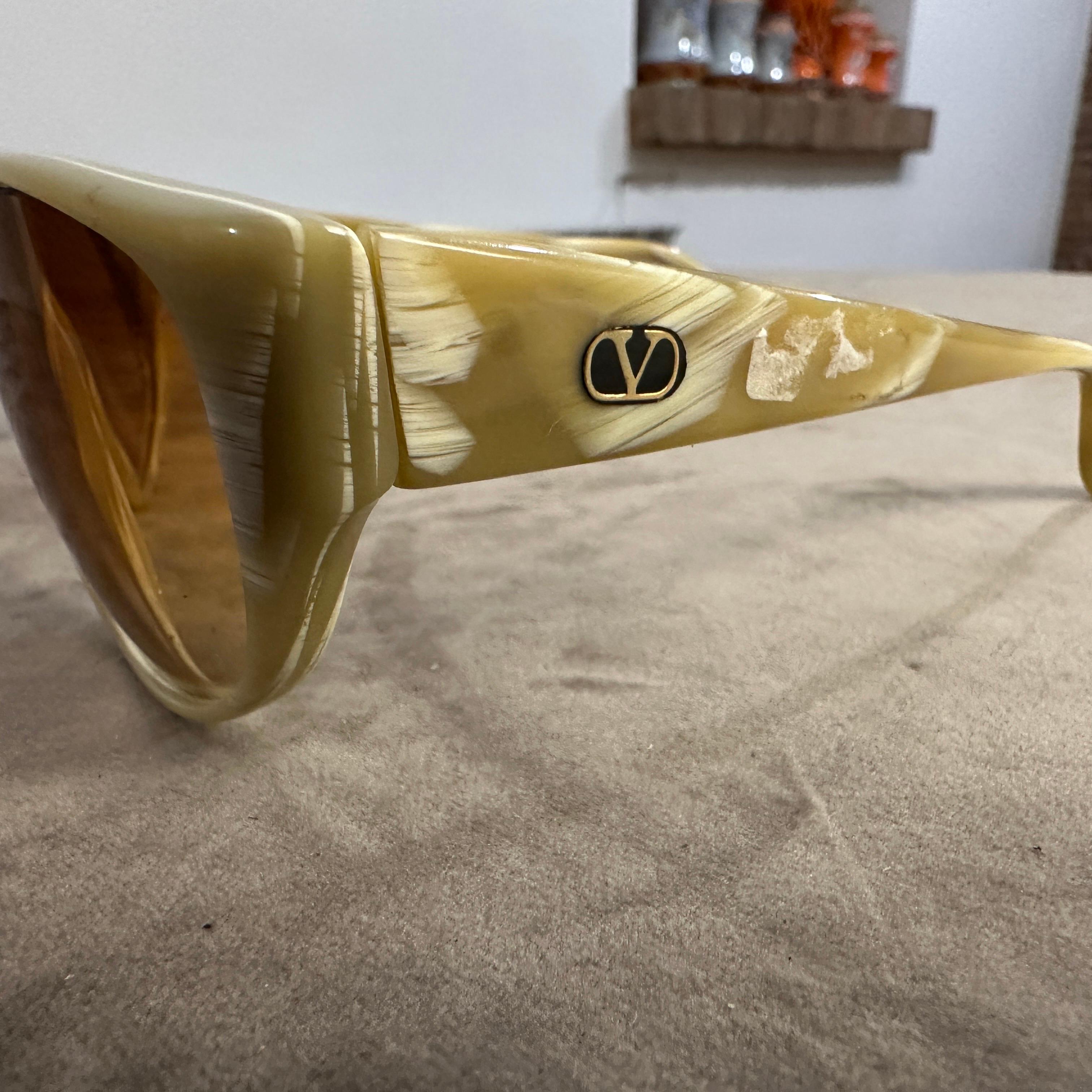1980s Oversized Italian Sunglasses By Valentino For Sale 1
